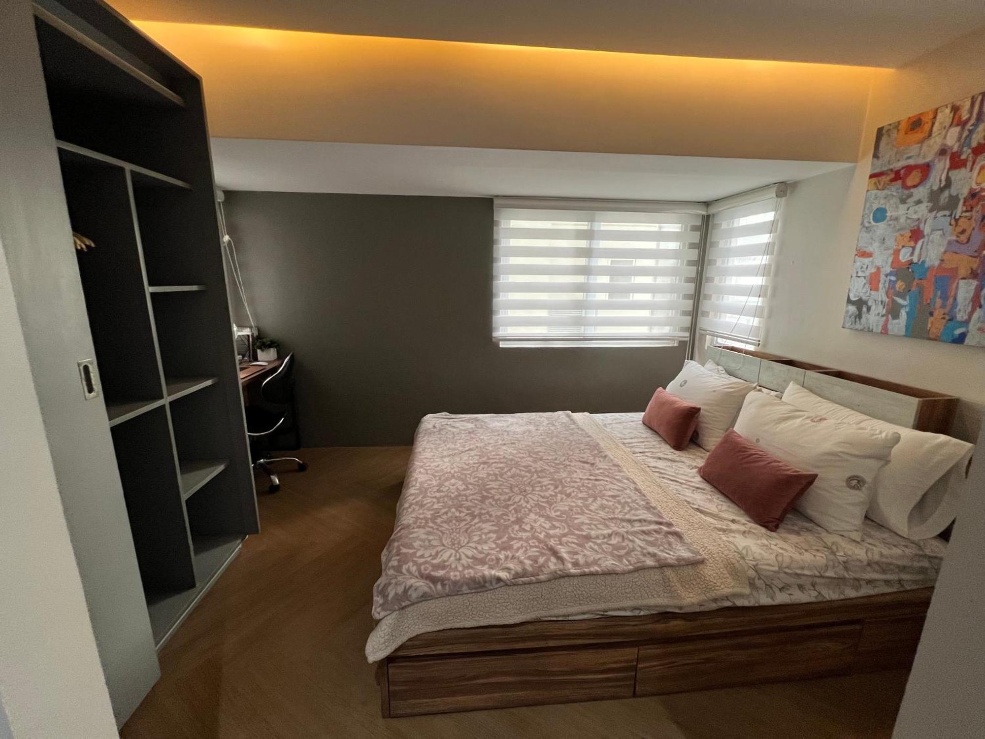 Fort Victoria Loft In Bgc Wifi Netflix Apartment