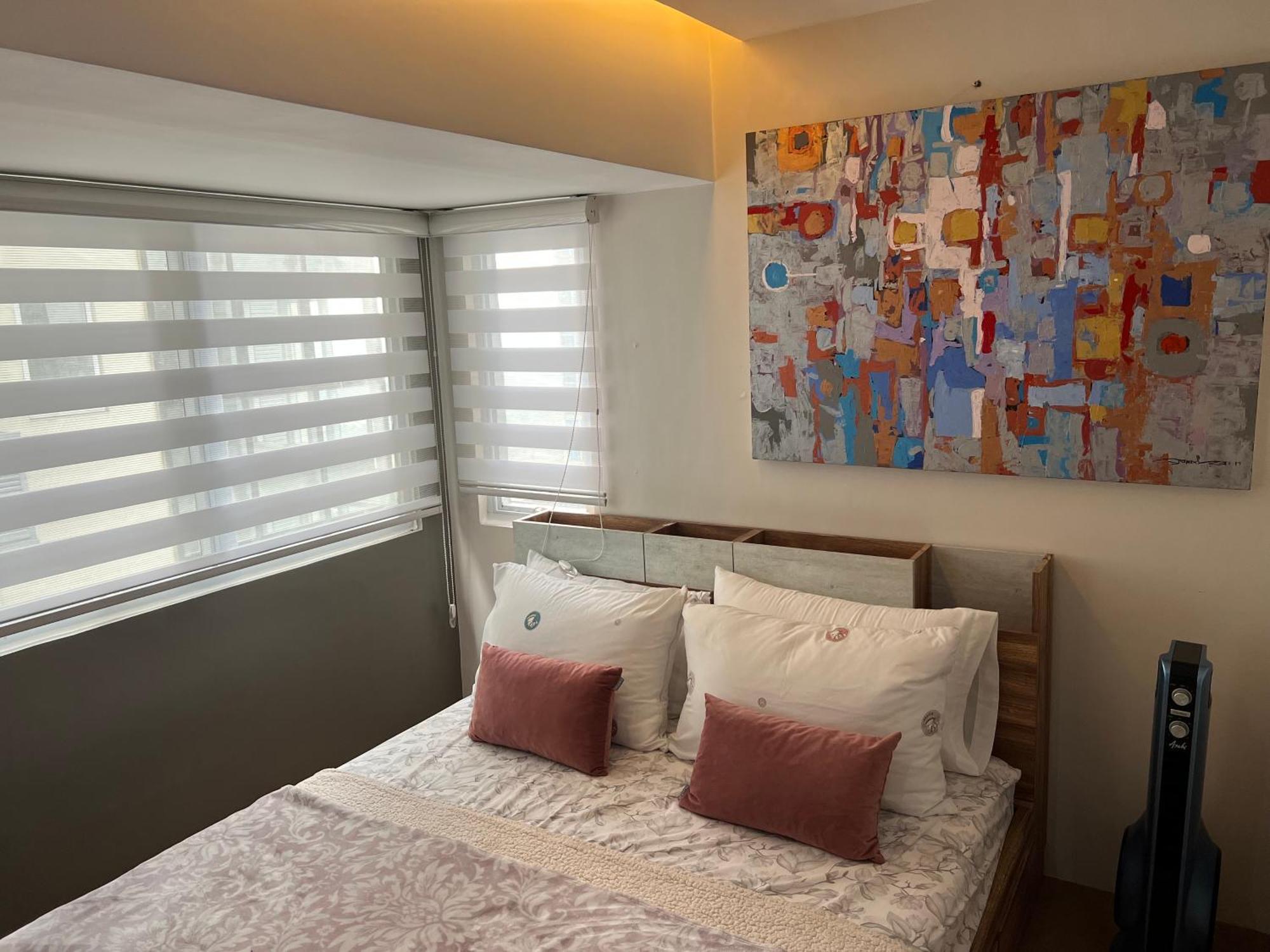 Apartment Fort Victoria Loft In Bgc Wifi Netflix Manila
