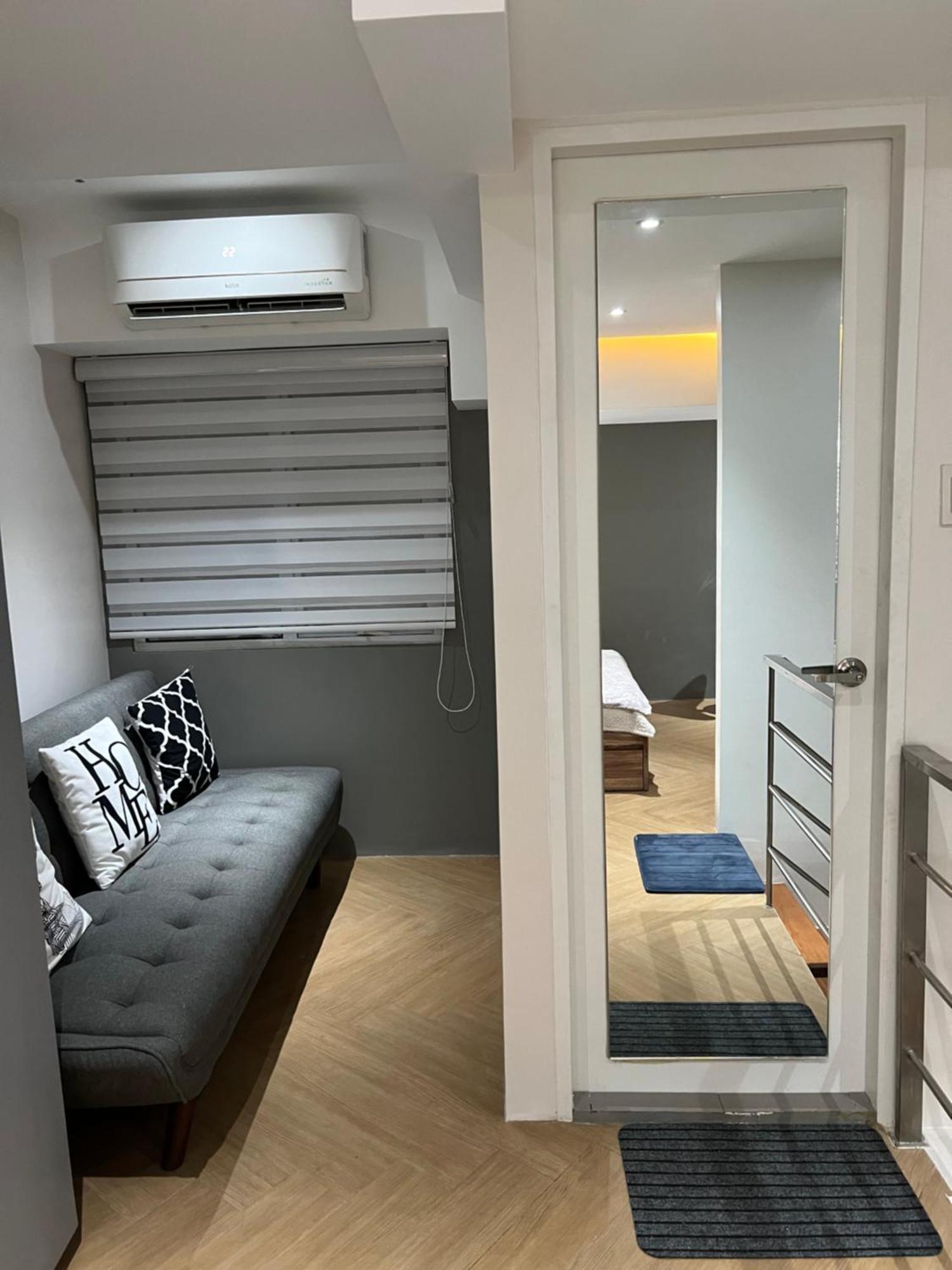 Fort Victoria Loft In Bgc Wifi Netflix Manila