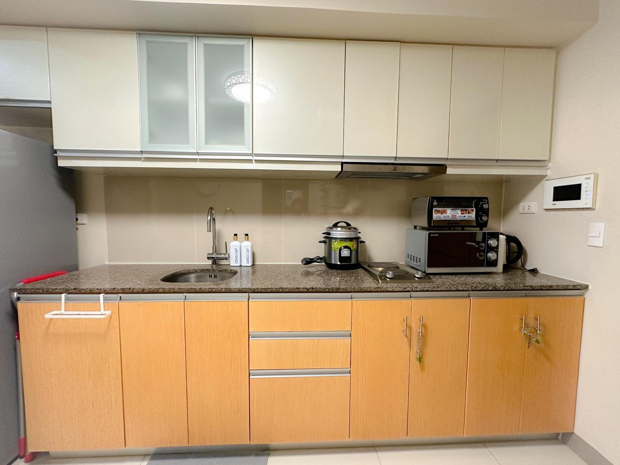 Apartment 1 Bedroom Uptown Bgc Cozy Netflix 200mb Wi-fi