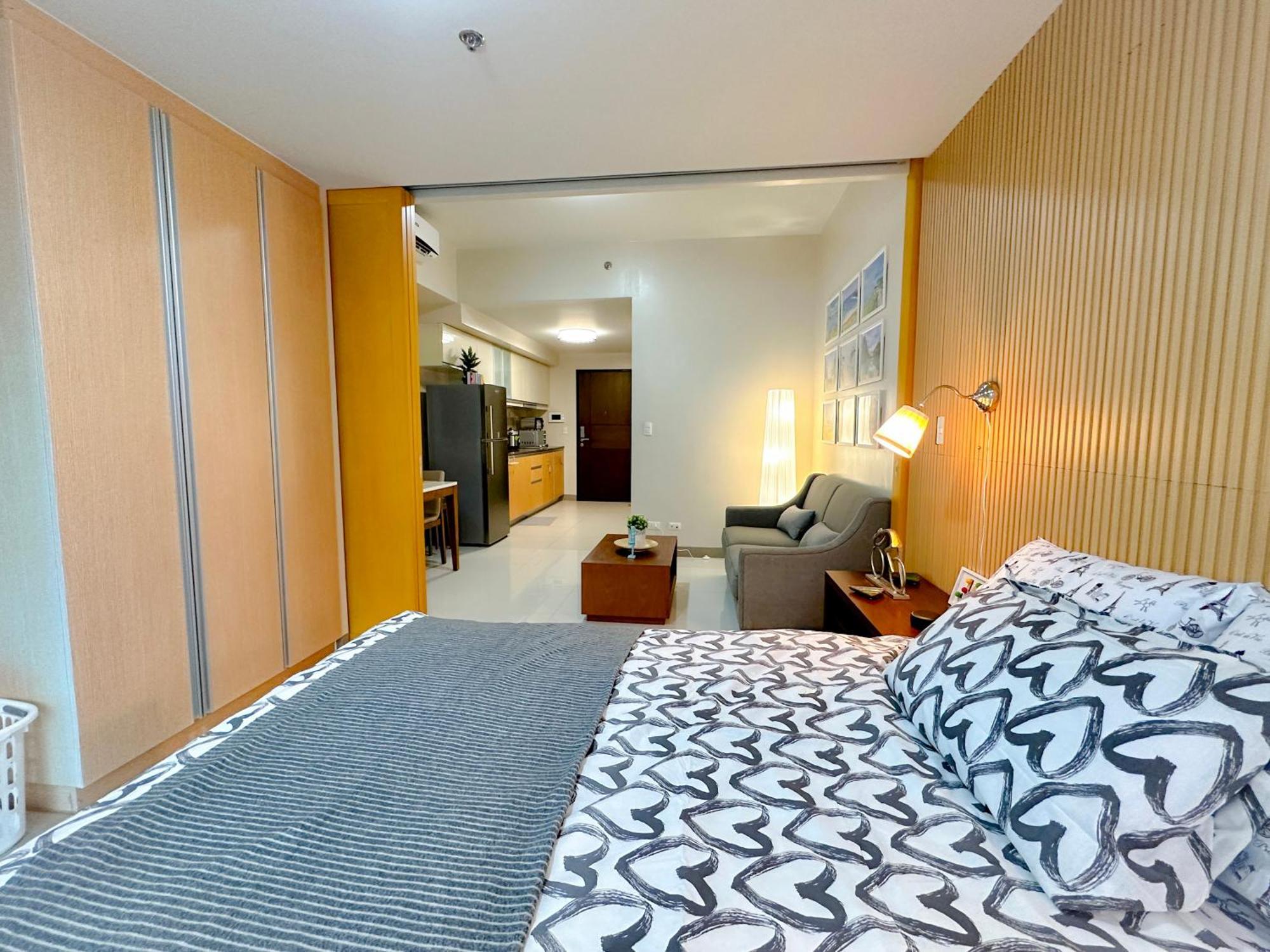 1 Bedroom Uptown Bgc Cozy Netflix 200mb Wi-fi Apartment Manila