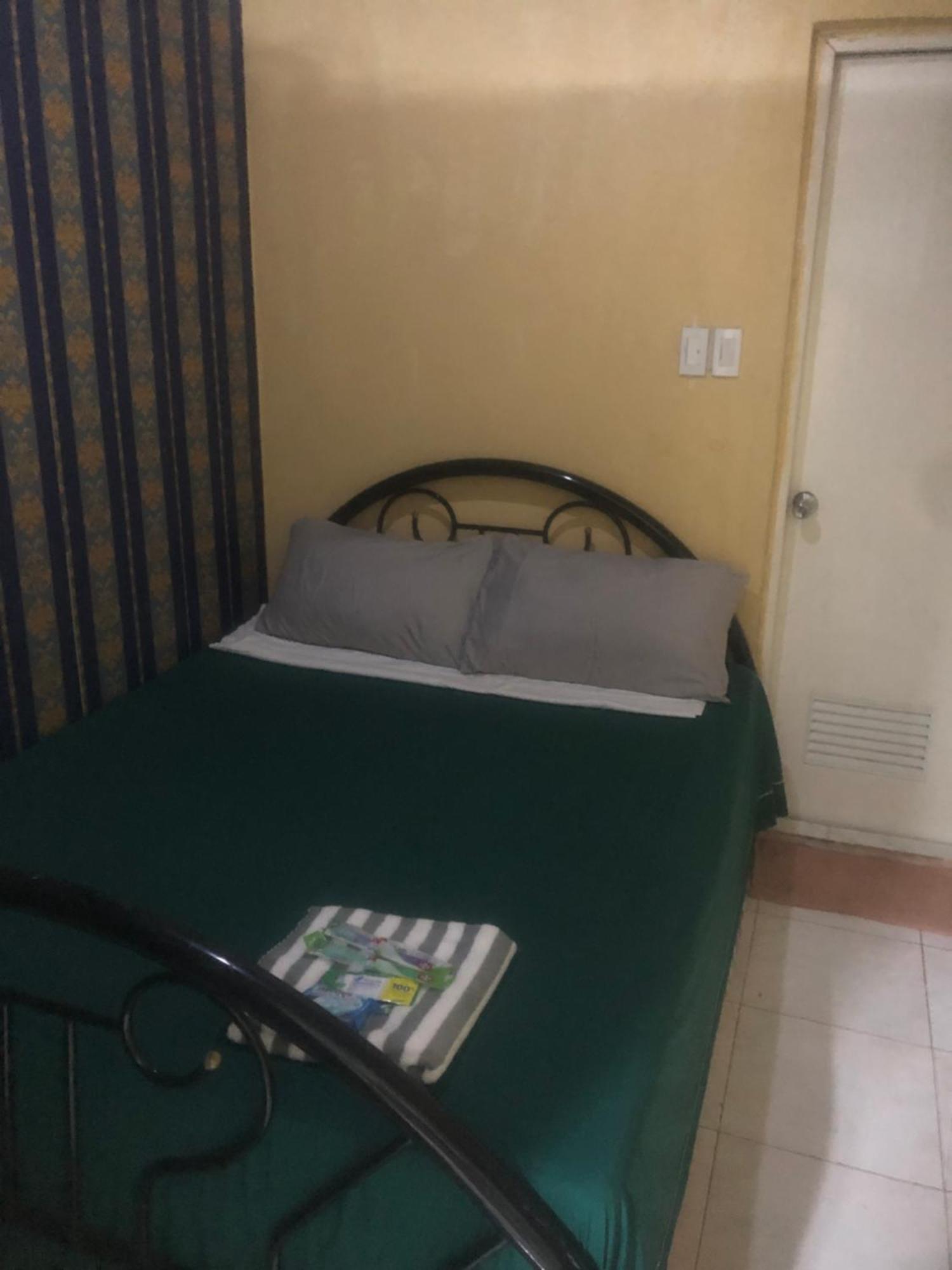 Homestay Johnfronz Building Aircondition Studiotyperoom