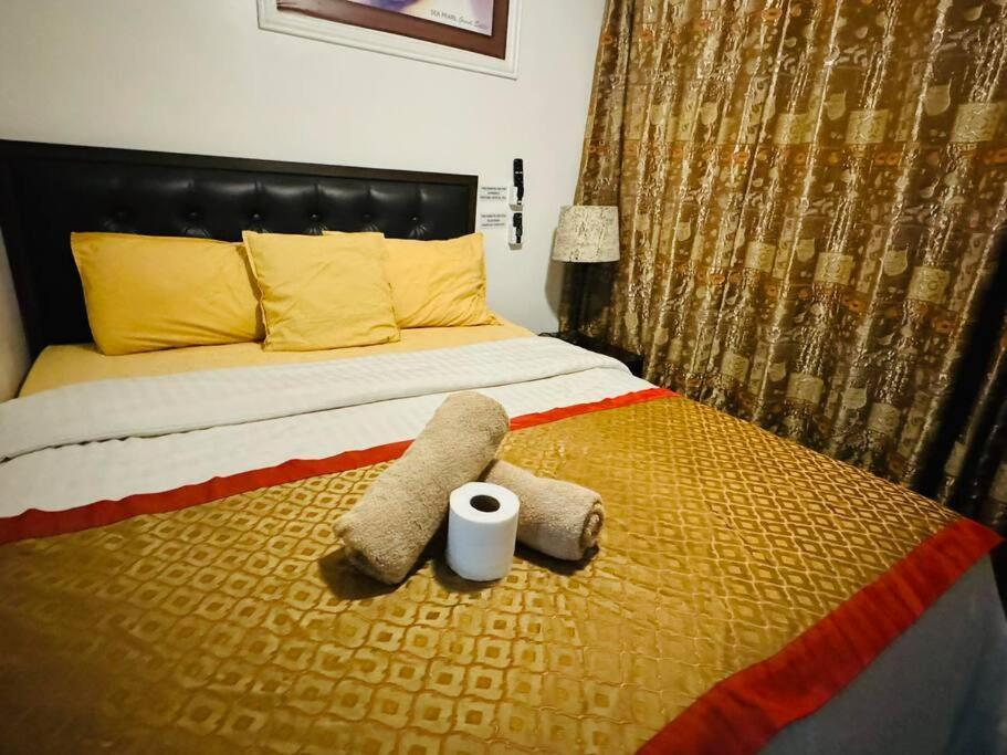Apartment Birch Tower A1 Front Of Robinsonmla Rizal Park *