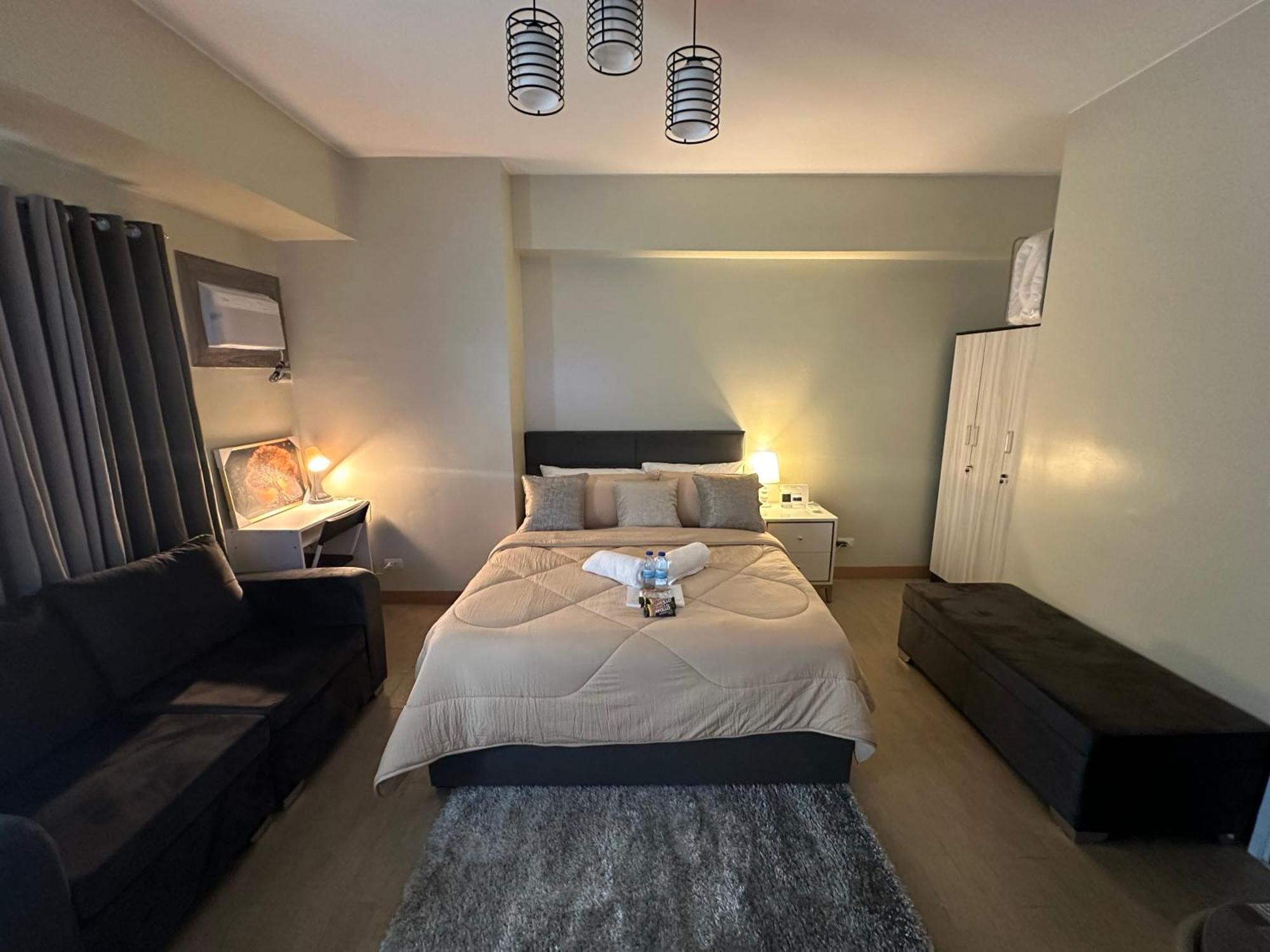 Cozy With Queen Size Bed In Araneta Quezon Apartment *