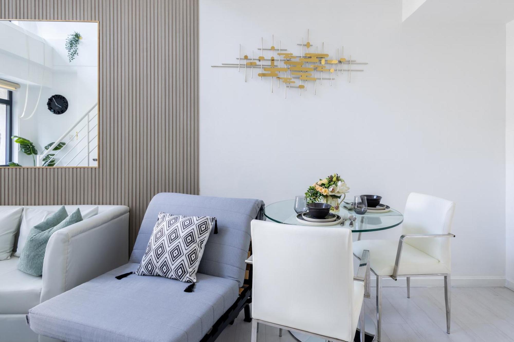 Apartment Elite Makati Loft: Infinity Pool, Netflix & Gym *