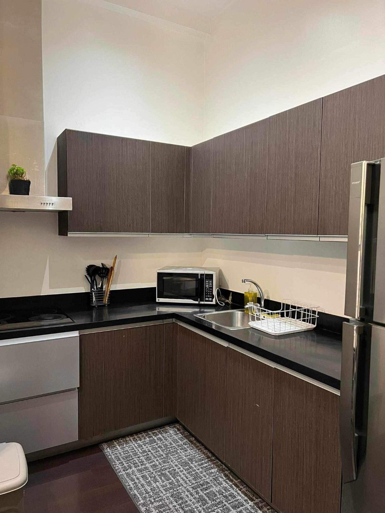 Grace Residences 1bedroom W/ Balcony Near Bgc + Netflix