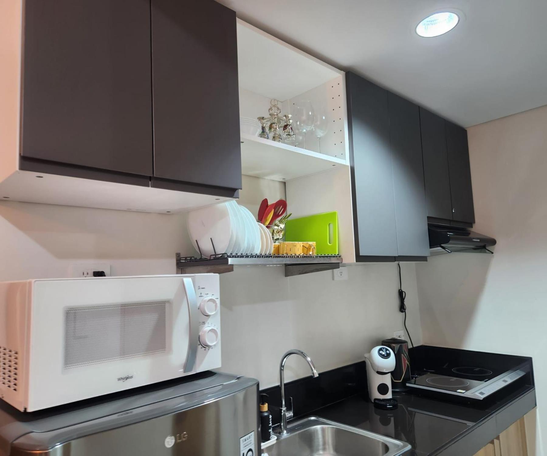Apartment Bloom Residences 2br