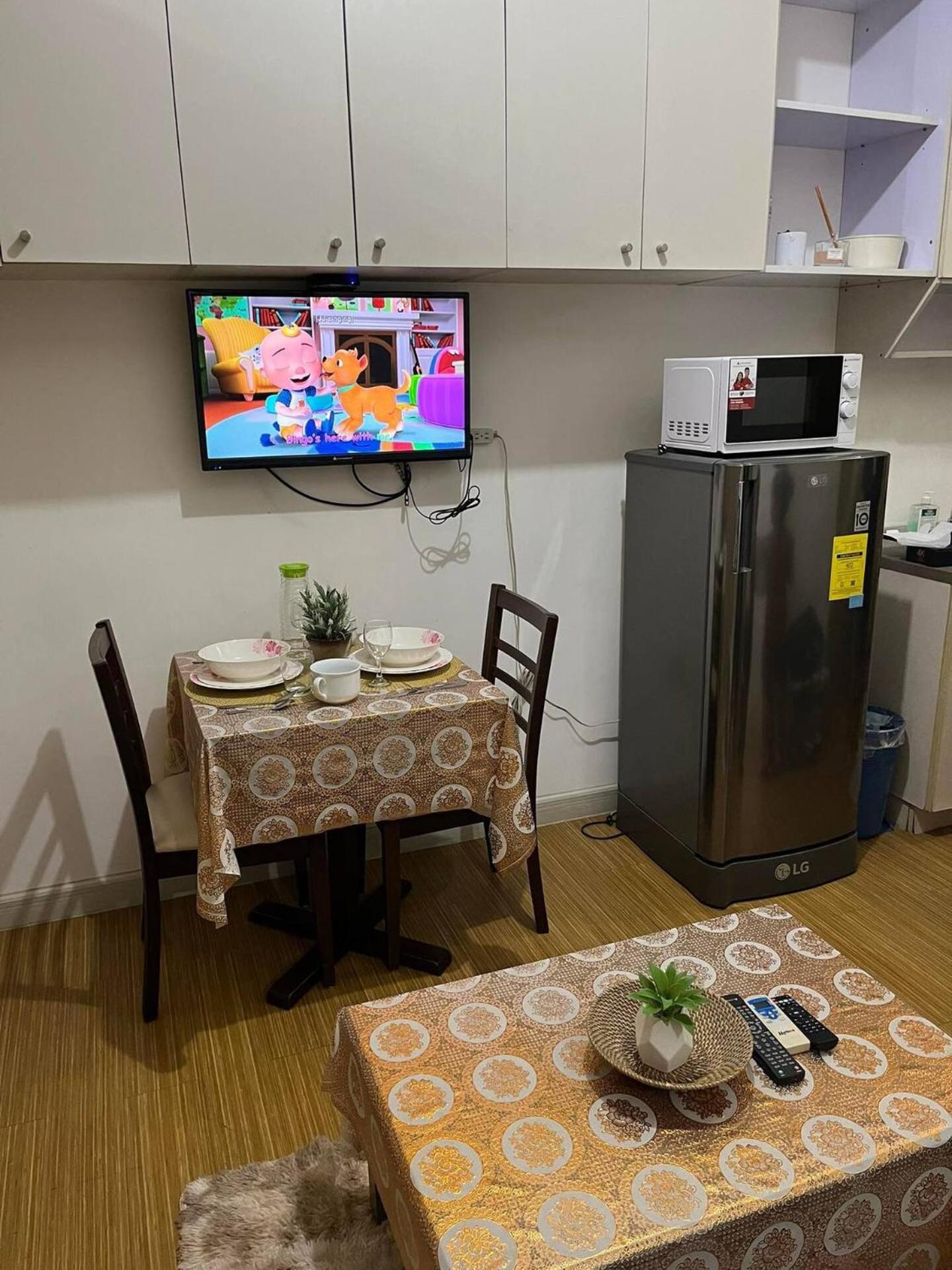 Homey 1br With View And Wi-fi In Grace Res Apartment