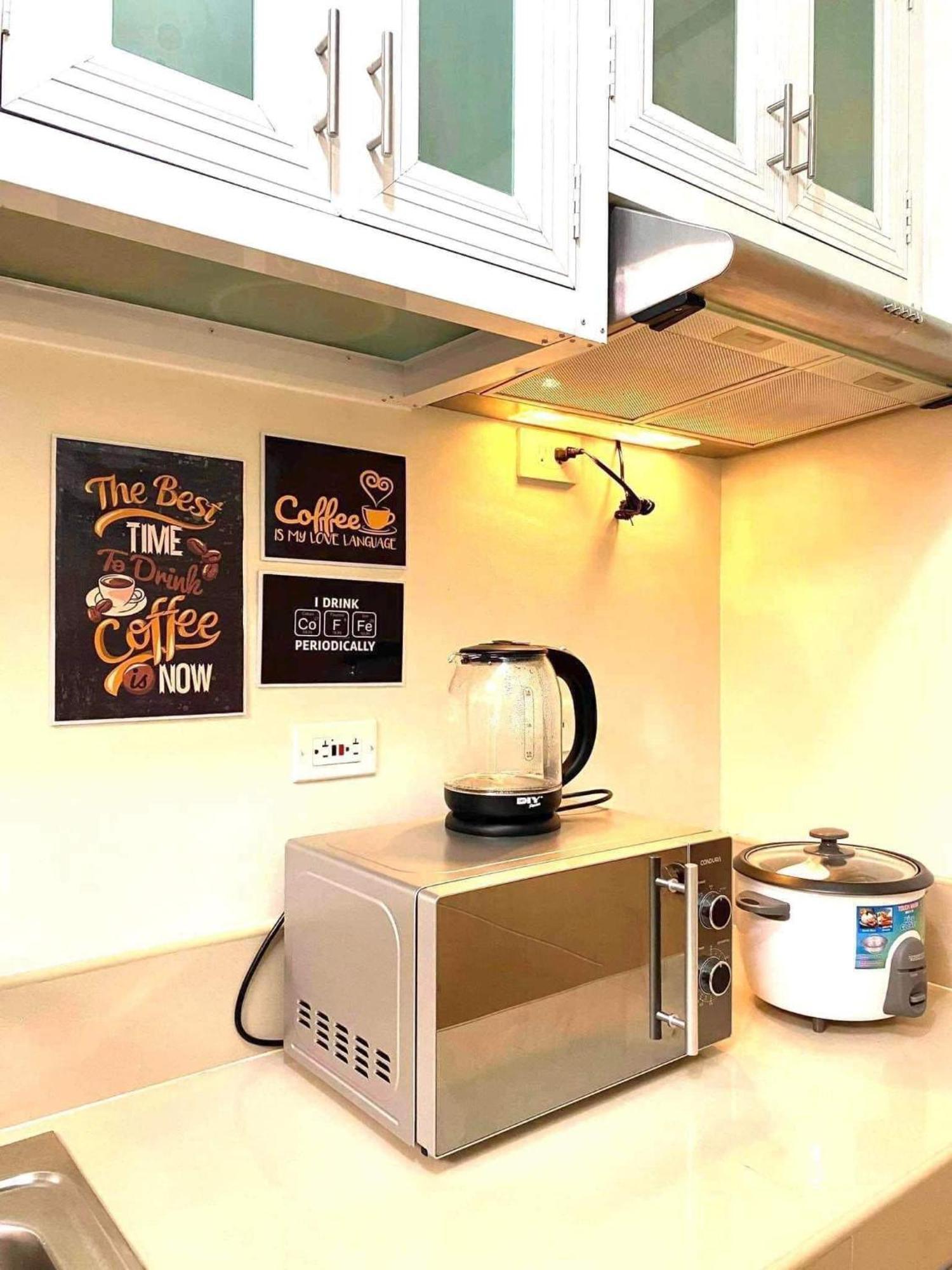 4 Seasons Staycation Apartment Manila