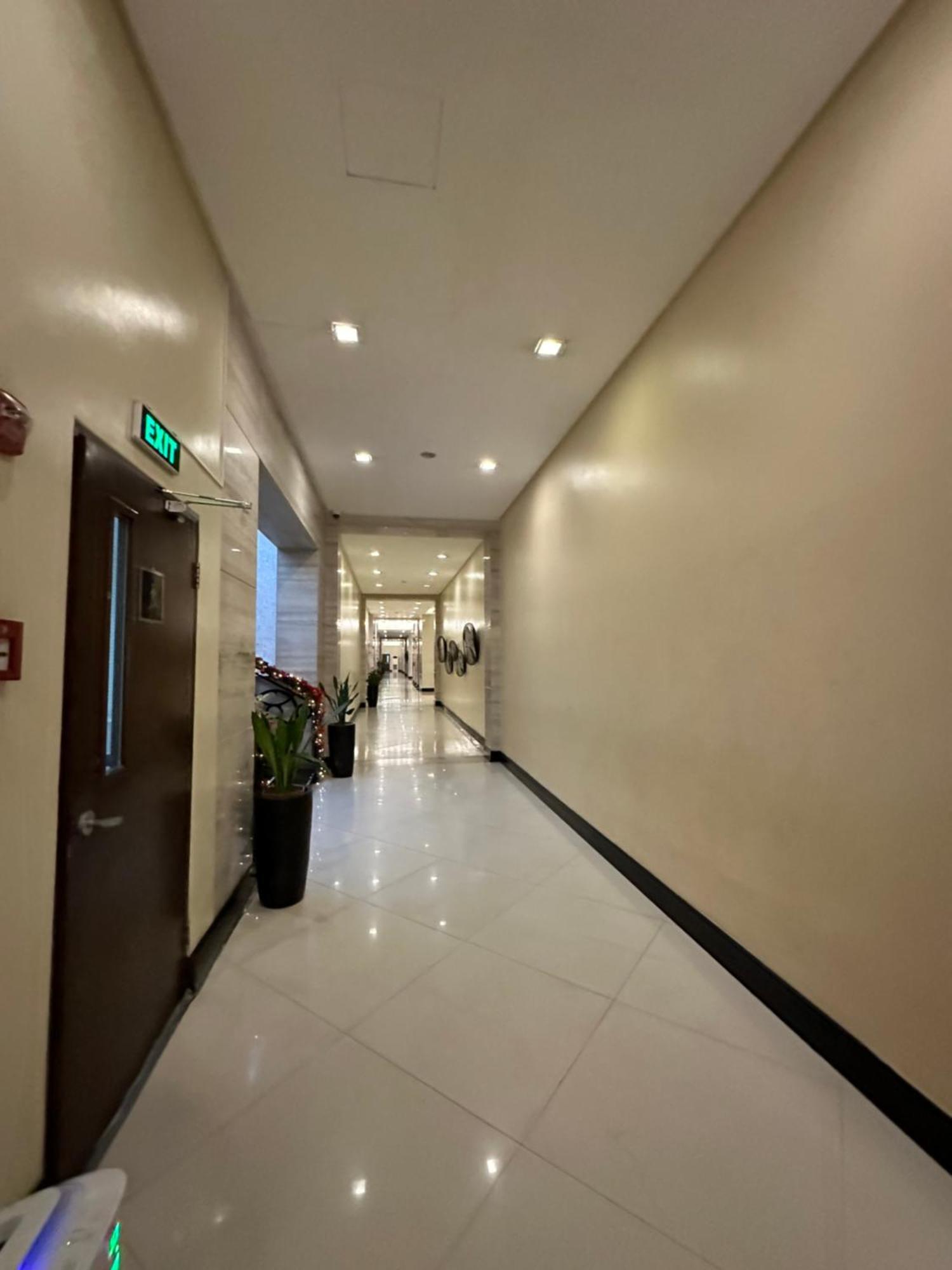 Alvin's 1 Bedroom In Morgan Bgc Manila