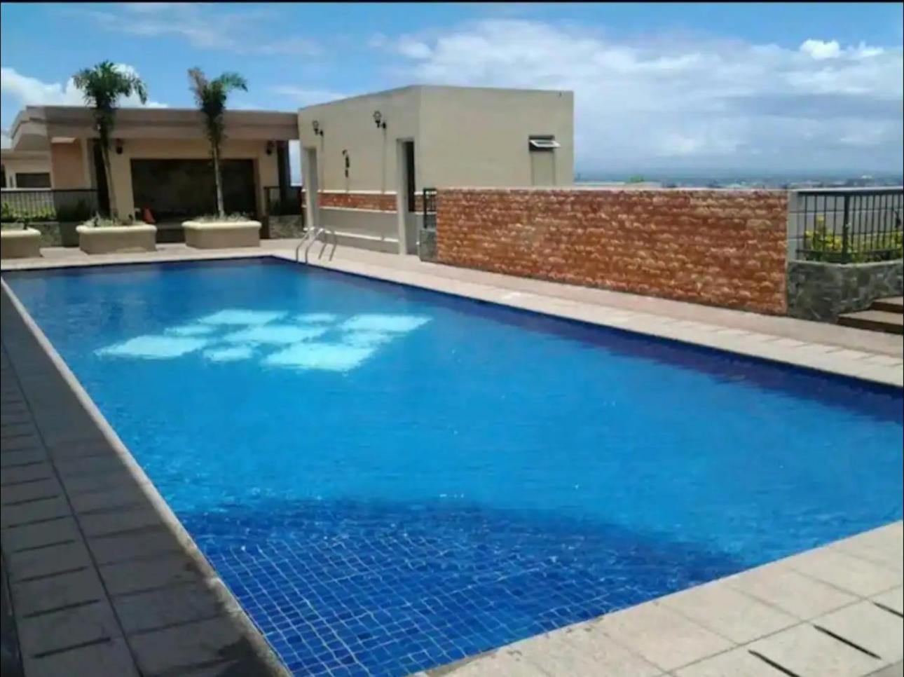 Apartment Alvin's 1 Bedroom In Morgan Bgc *