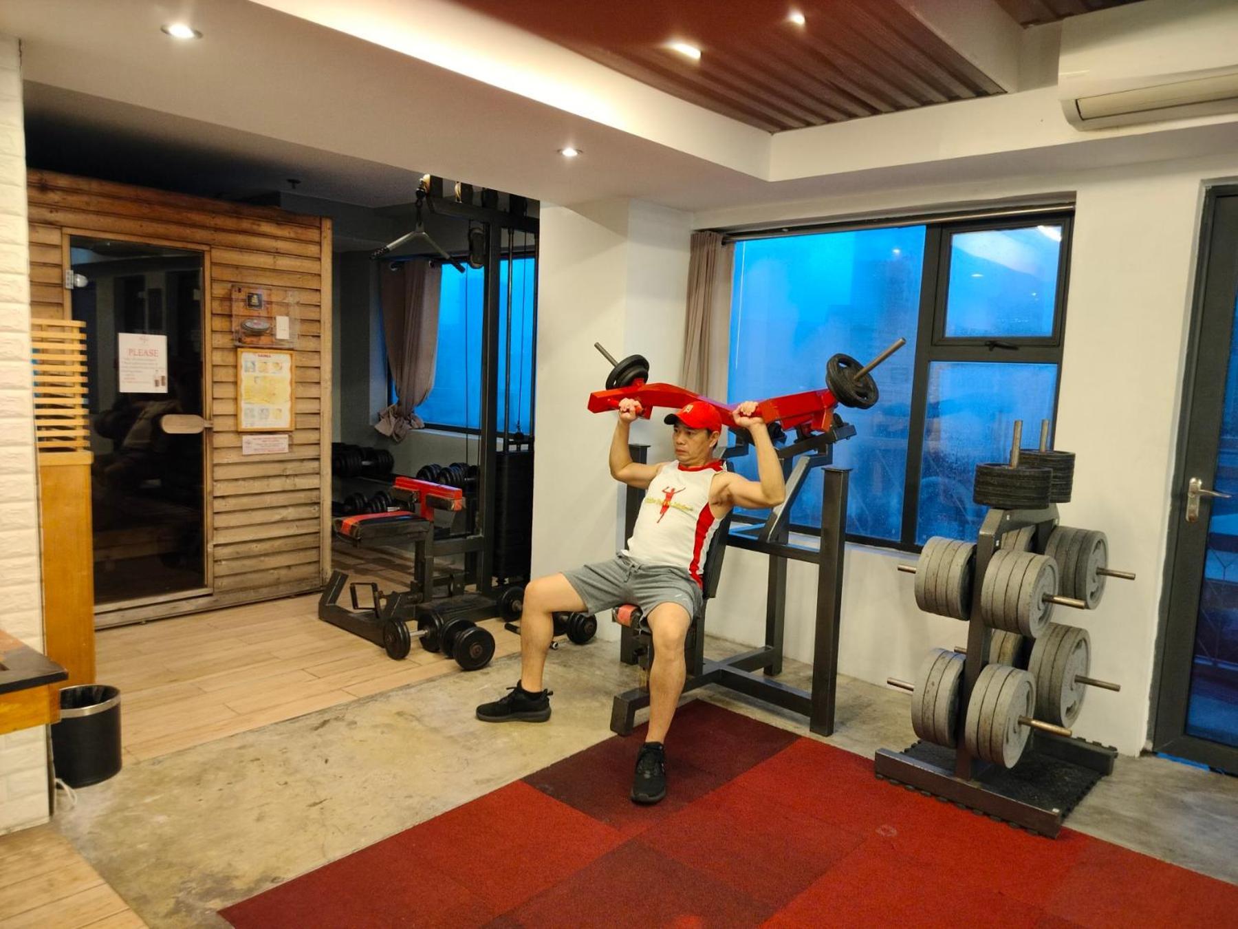 Heroes Hotel 3*