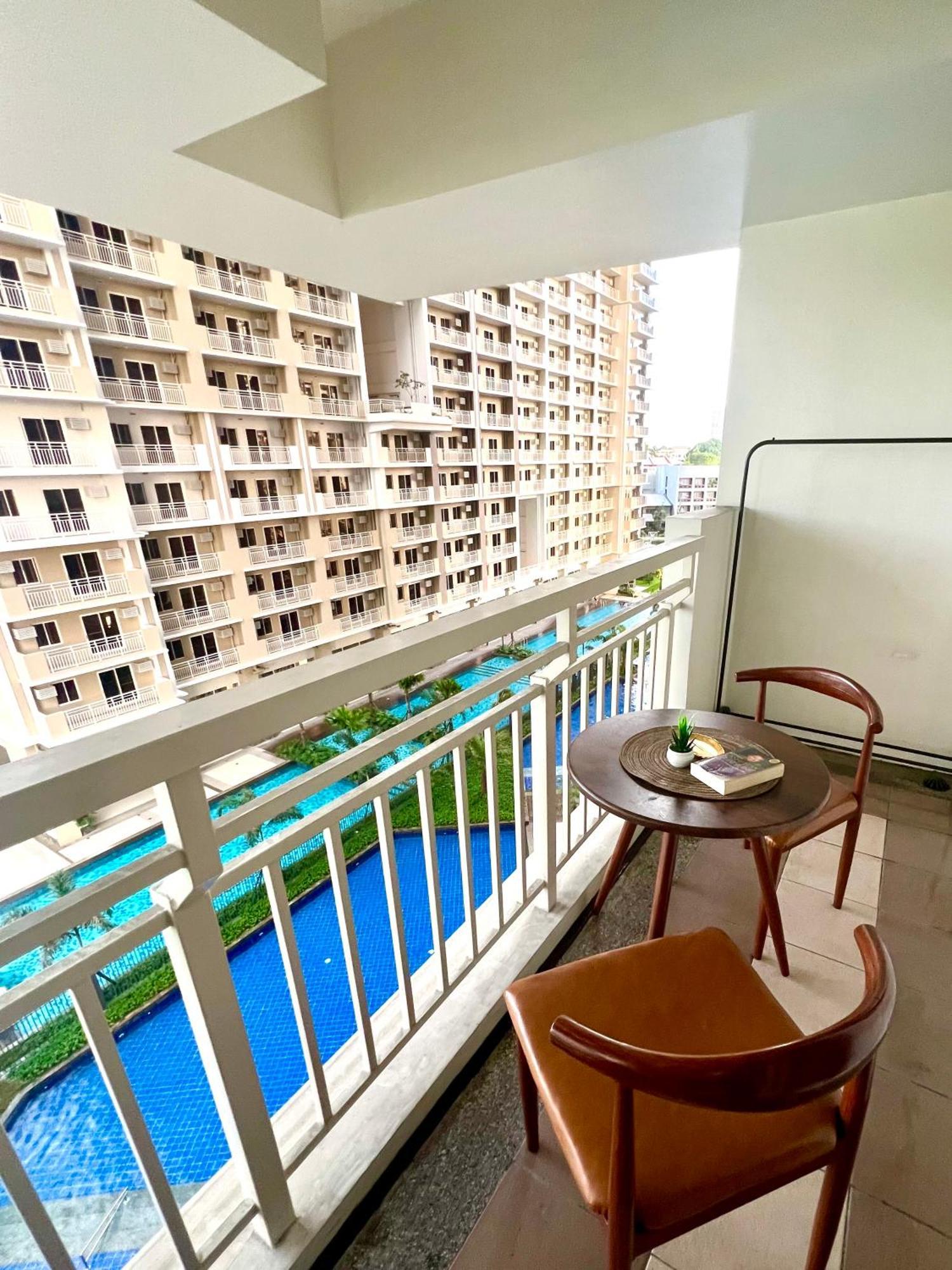 Brixton Place, Weston Tower Manila