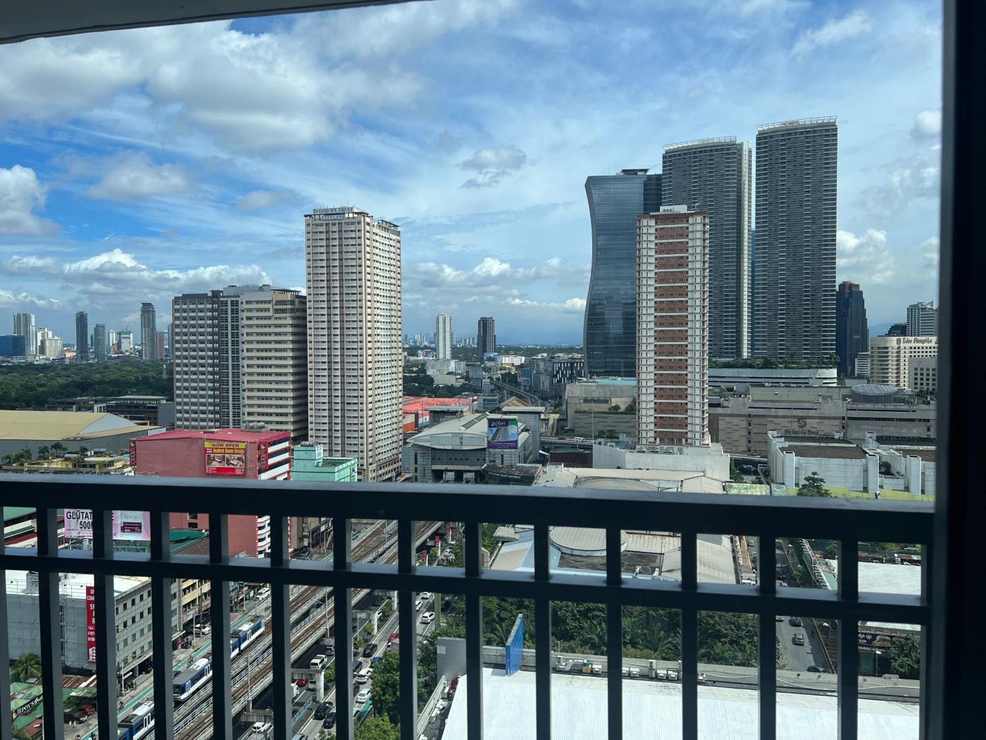 Apartment Connie's Fame Haven Manila