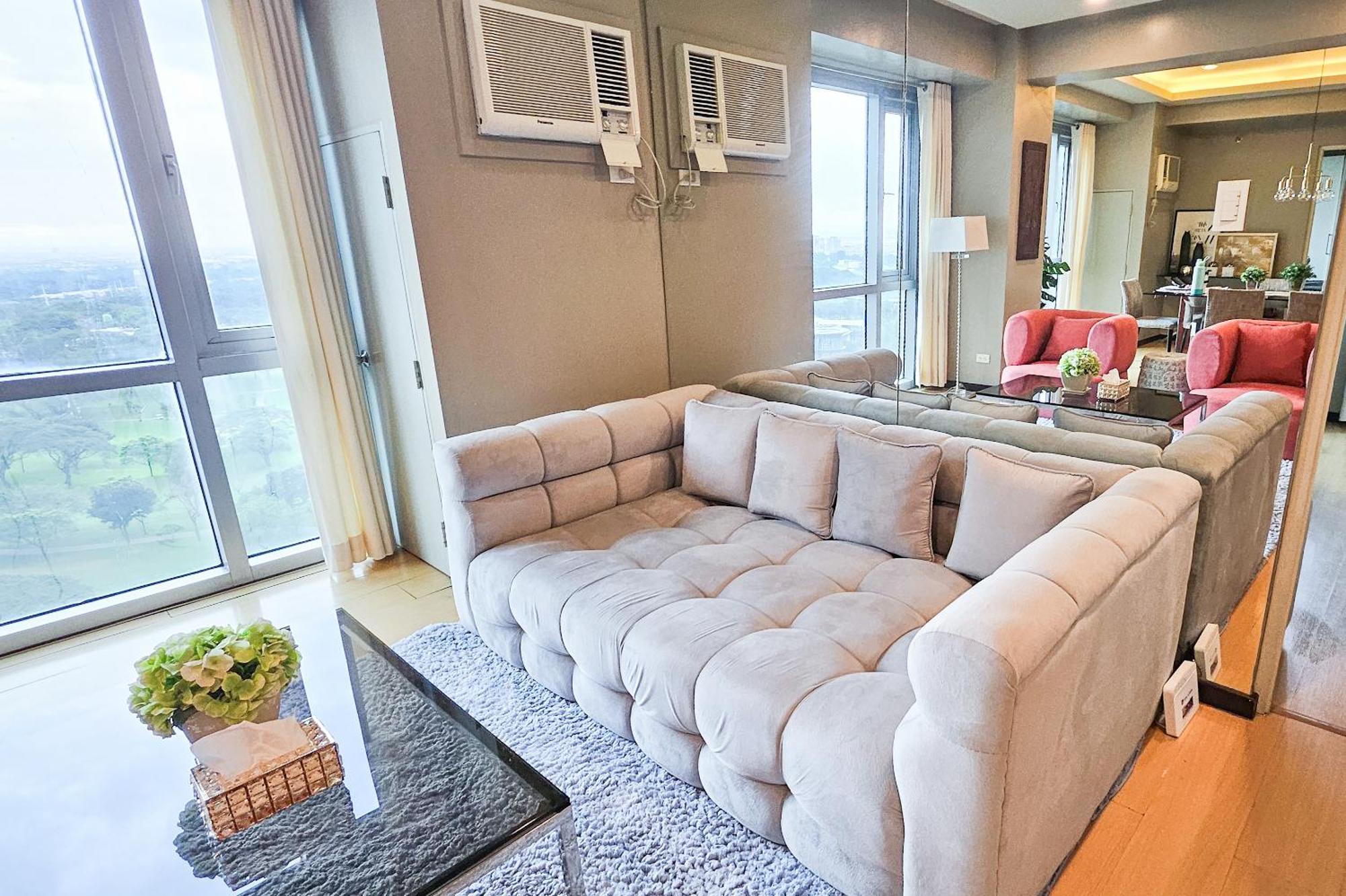 Avant Spacious Sanctuary With The View In Bgc * Manila
