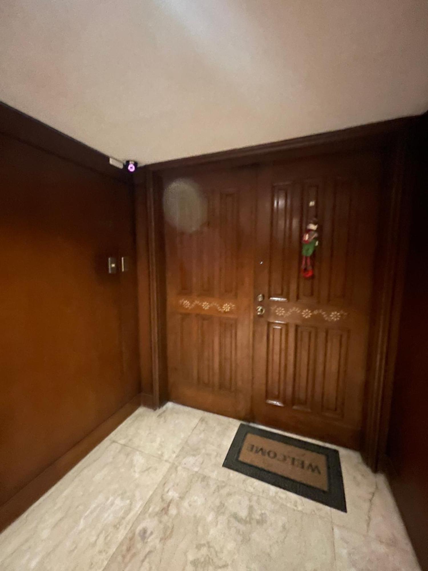 Apartment Spacious Luxury 3br At The Heart Of Makati