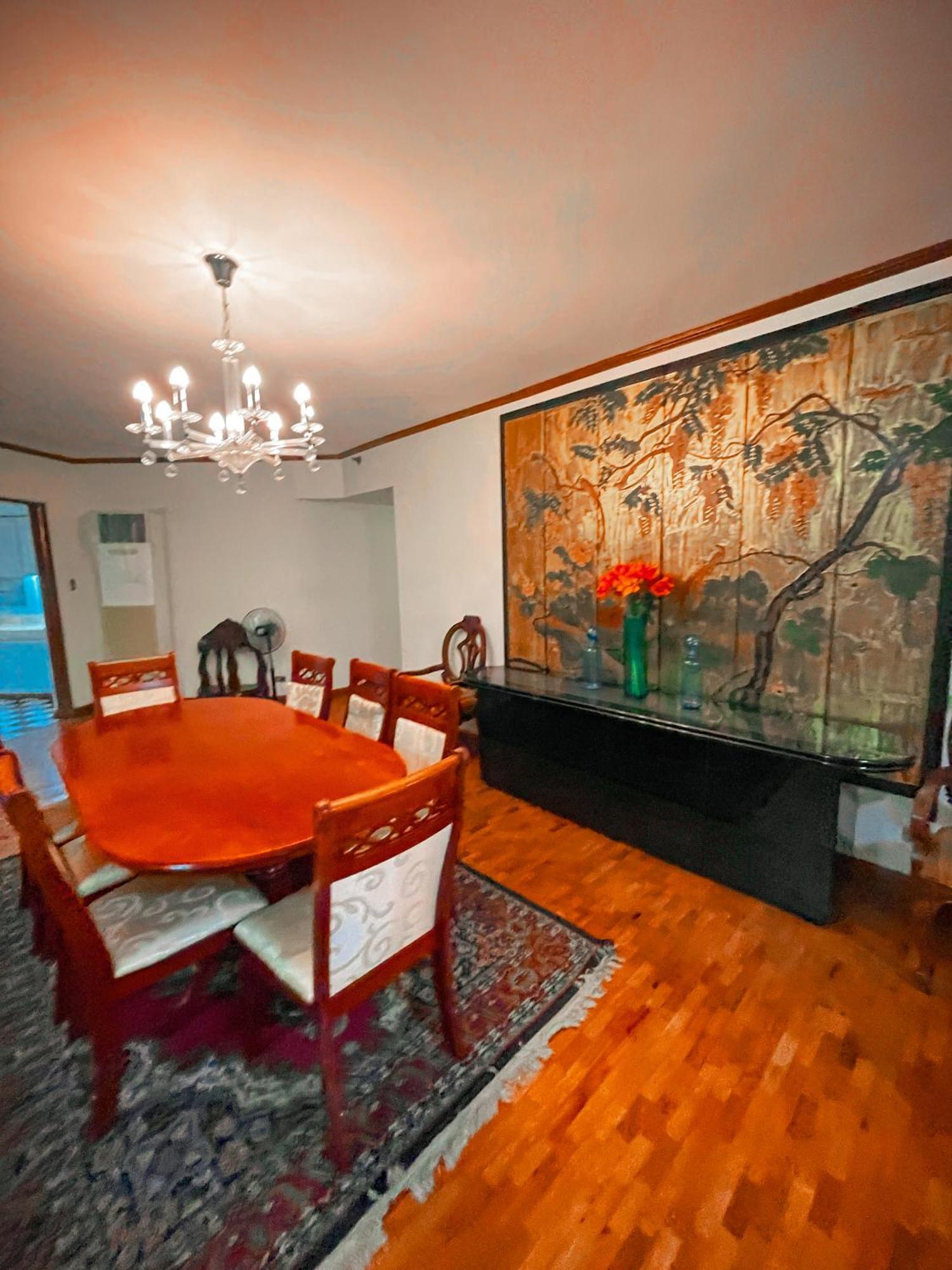 Spacious Luxury 3br At The Heart Of Makati *