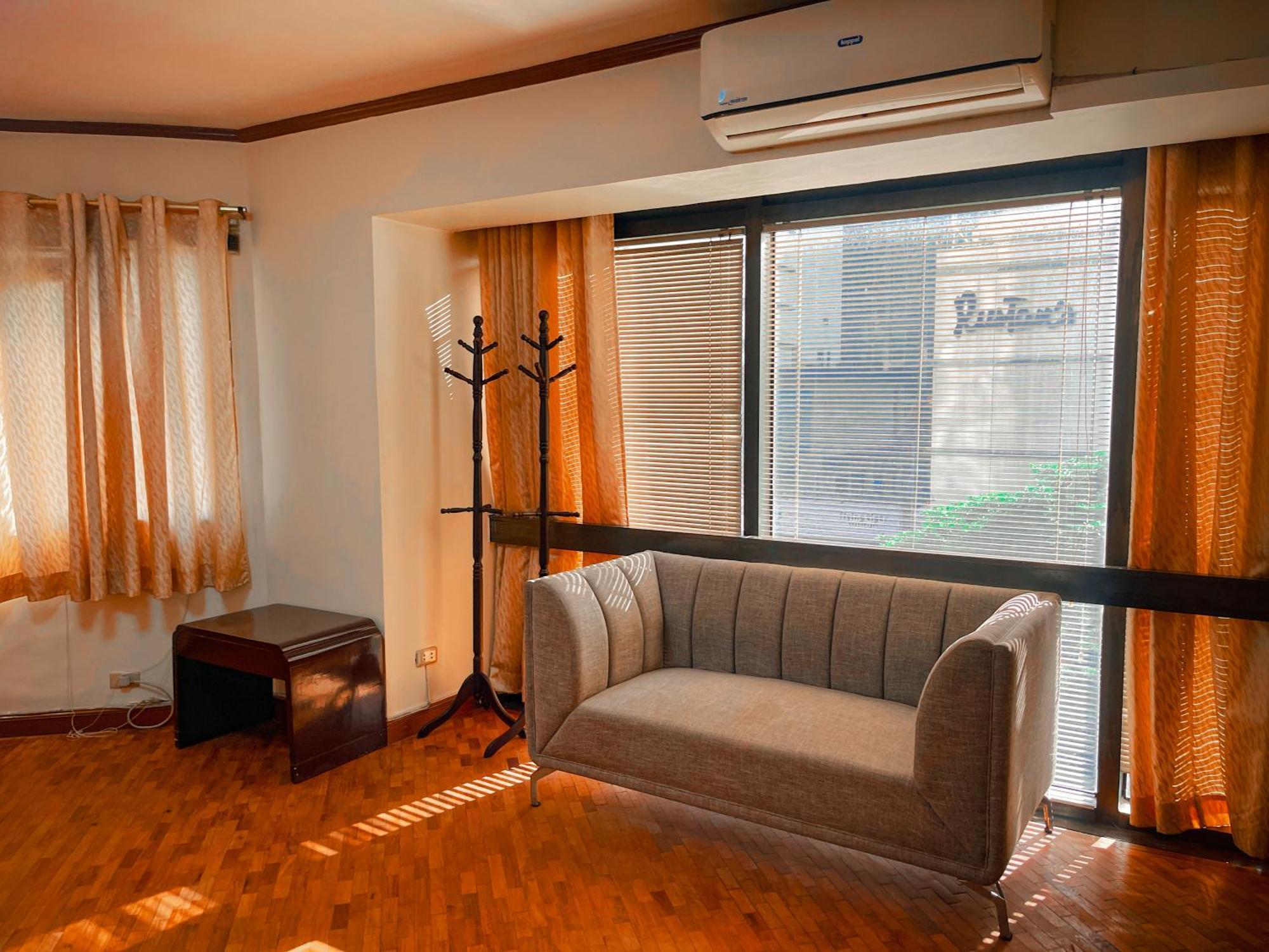Spacious Luxury 3br At The Heart Of Makati * Manila