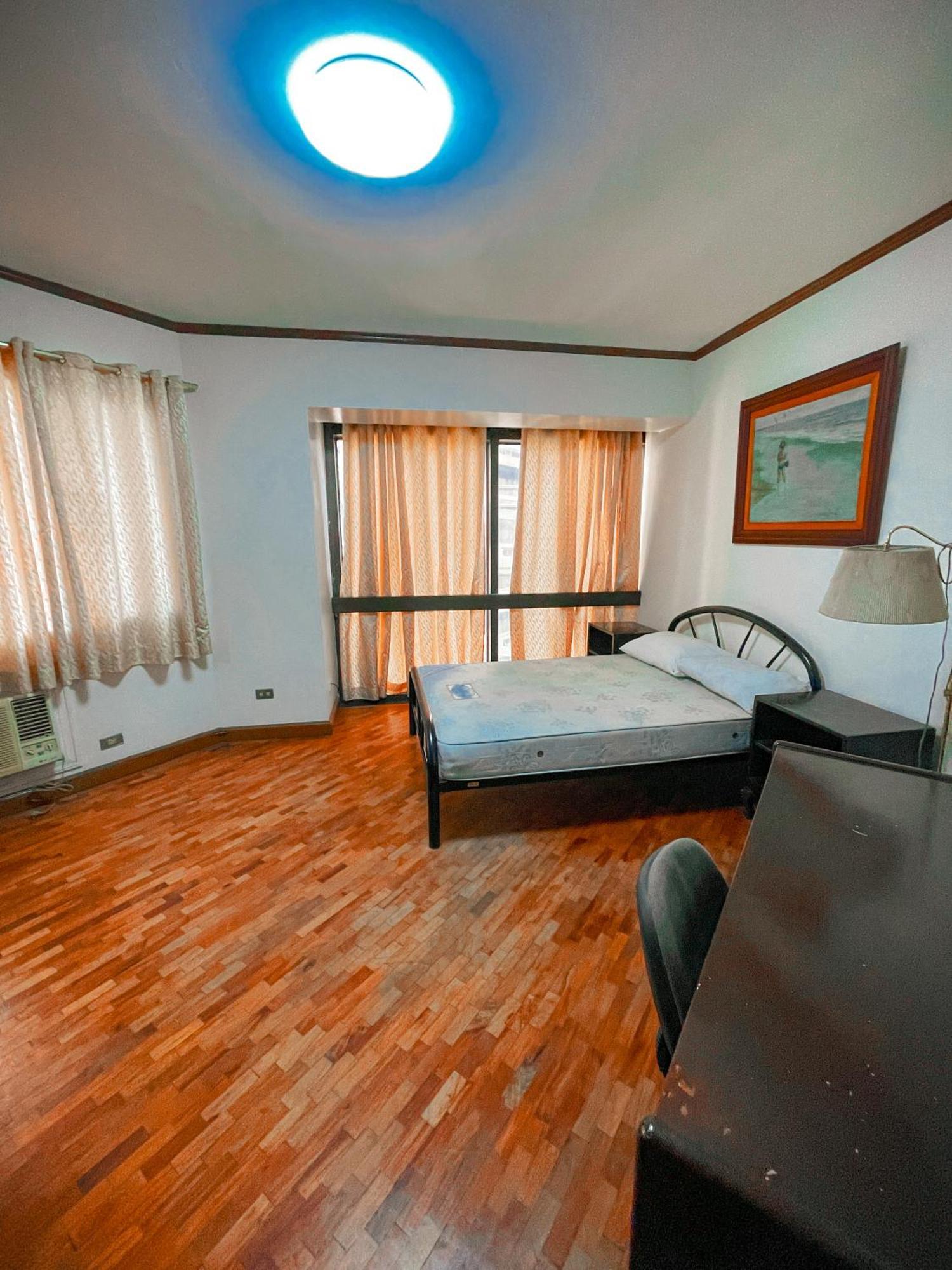 Spacious Luxury 3br At The Heart Of Makati Manila