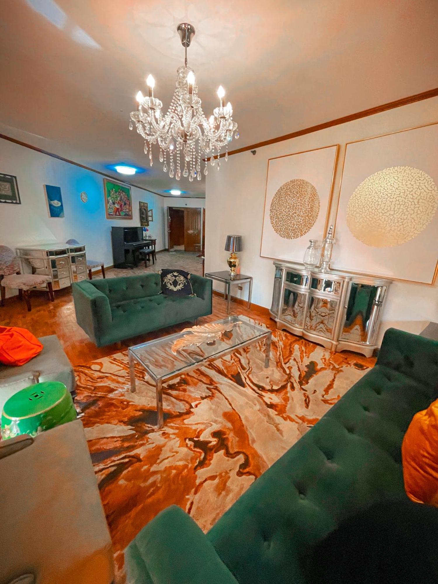 Apartment Spacious Luxury 3br At The Heart Of Makati *