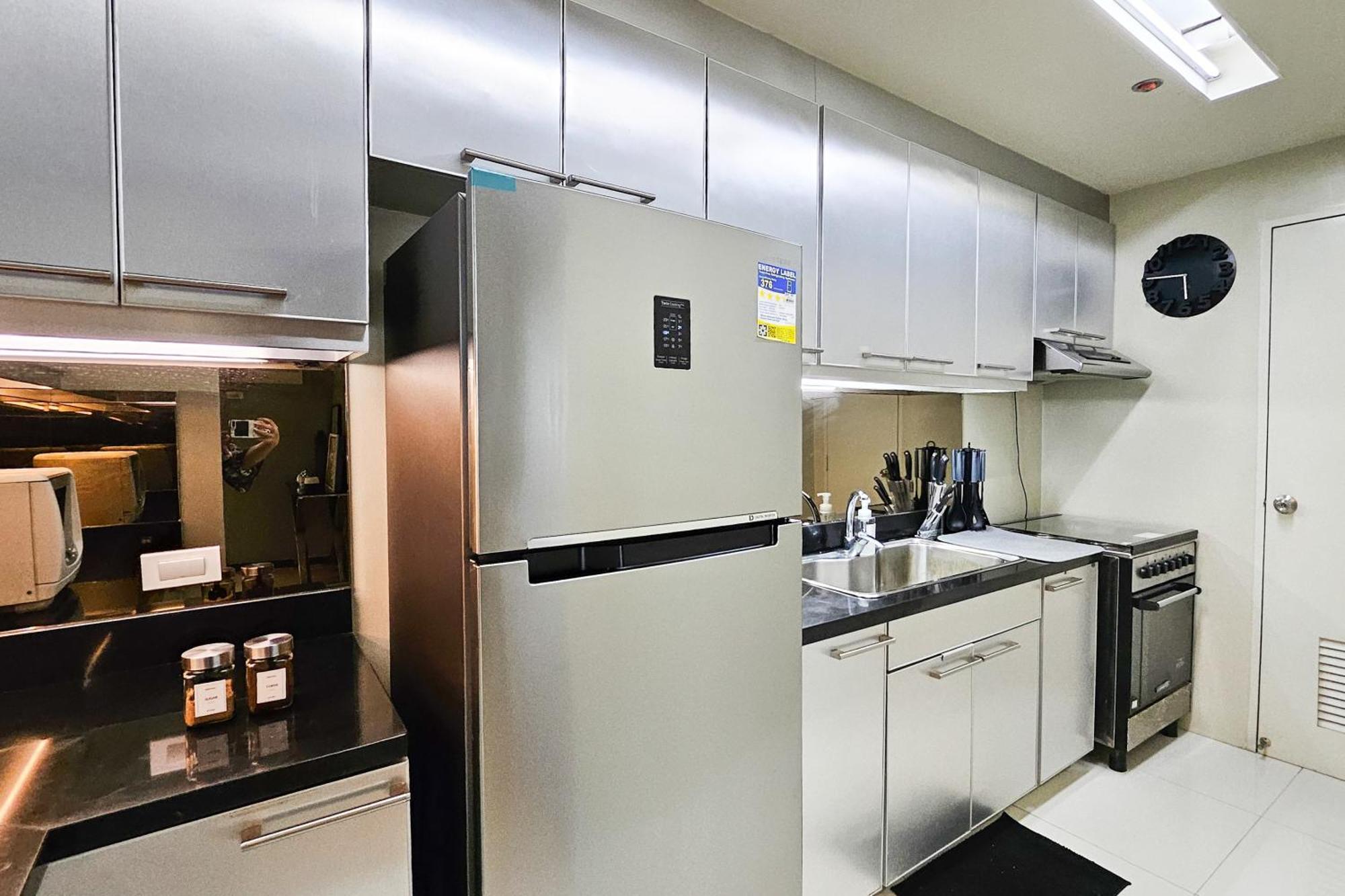 Apartment Avant Spacious Sanctuary With The View In Bgc
