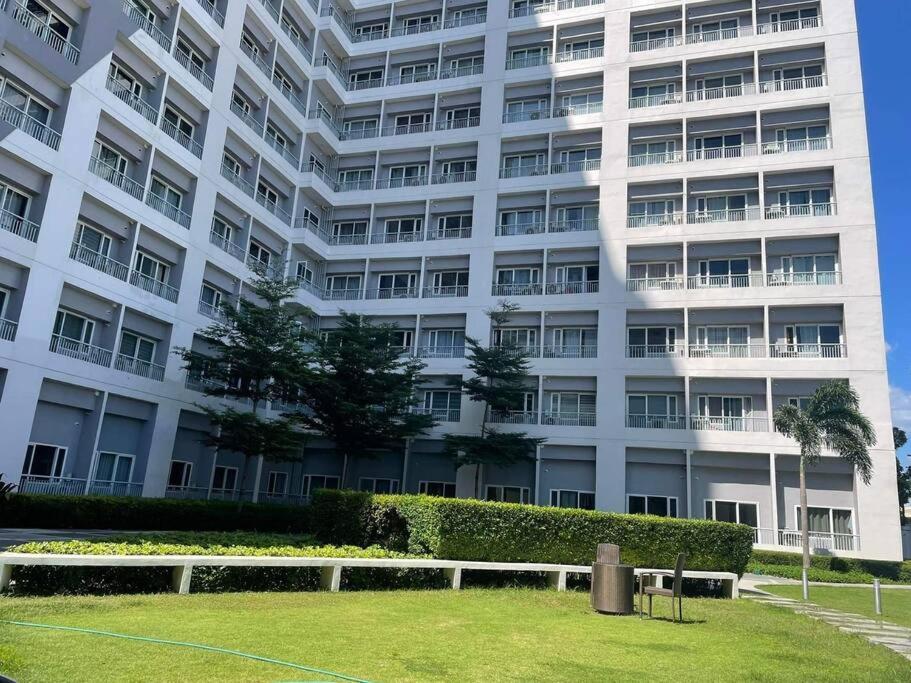 Grace Residences 1 Bedroom Near Bgc And Mckinley 1134 Manila