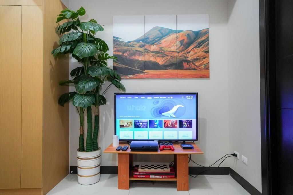 A2j Luxury 1br Near Uptown Mall Bgc Taguig Manila