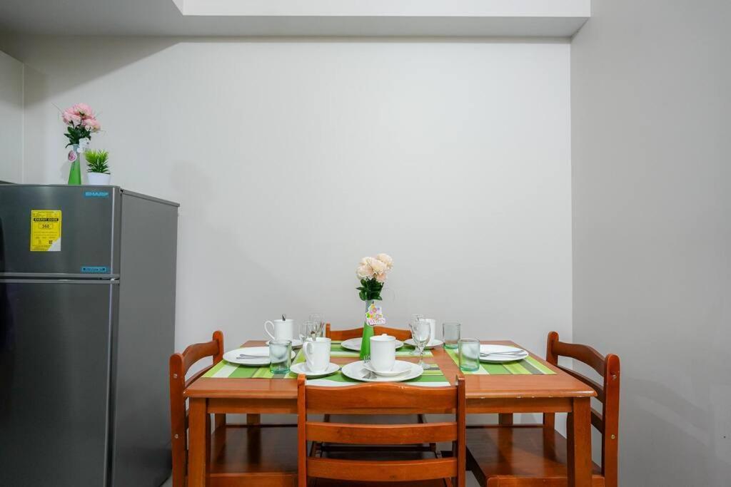 A2j Luxury 1br Near Uptown Mall Bgc Taguig
