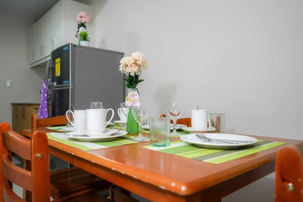 A2j Luxury 1br Near Uptown Mall Bgc Taguig Manila