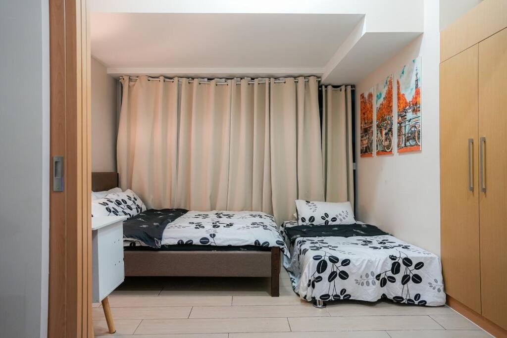Apartment A2j Luxury 1br Near Uptown Mall Bgc Taguig *