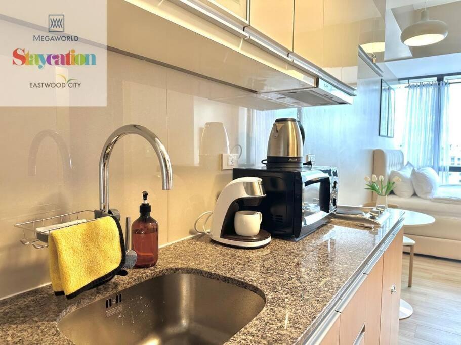 Eastwood Unit Across Mall Apartment *