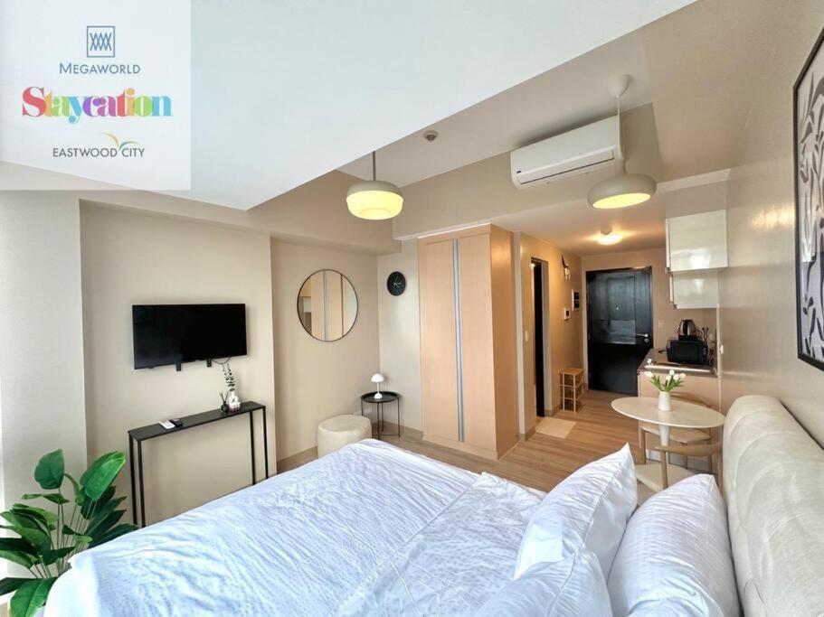 Eastwood Unit Across Mall Apartment Manila