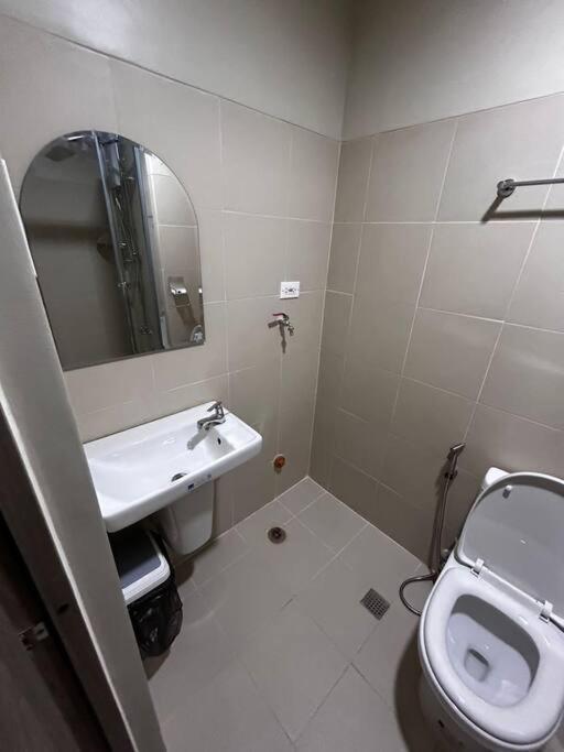 Apartment Connie's Fame Haven Manila