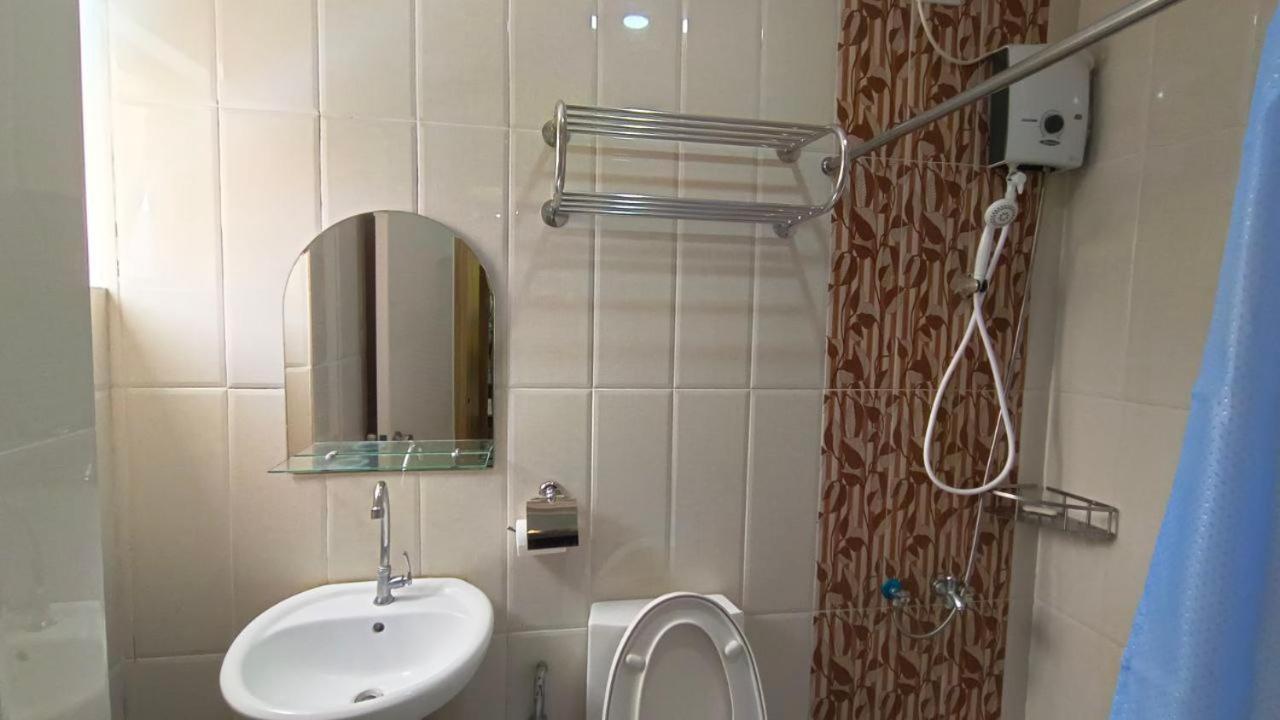 Homestay Masterpiece Staycation Makati *