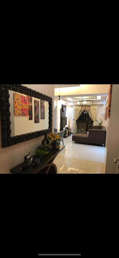 Montecito Luxury 1 Bedroom Apartment Manila
