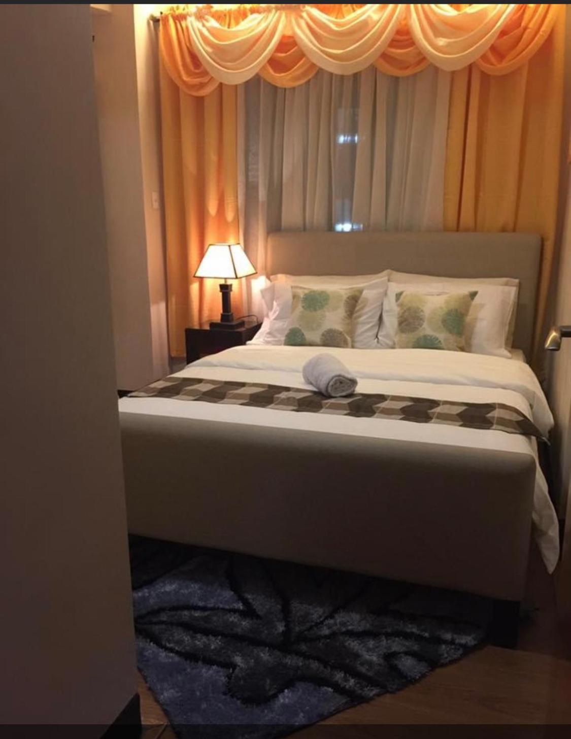 Montecito Luxury 1 Bedroom Manila