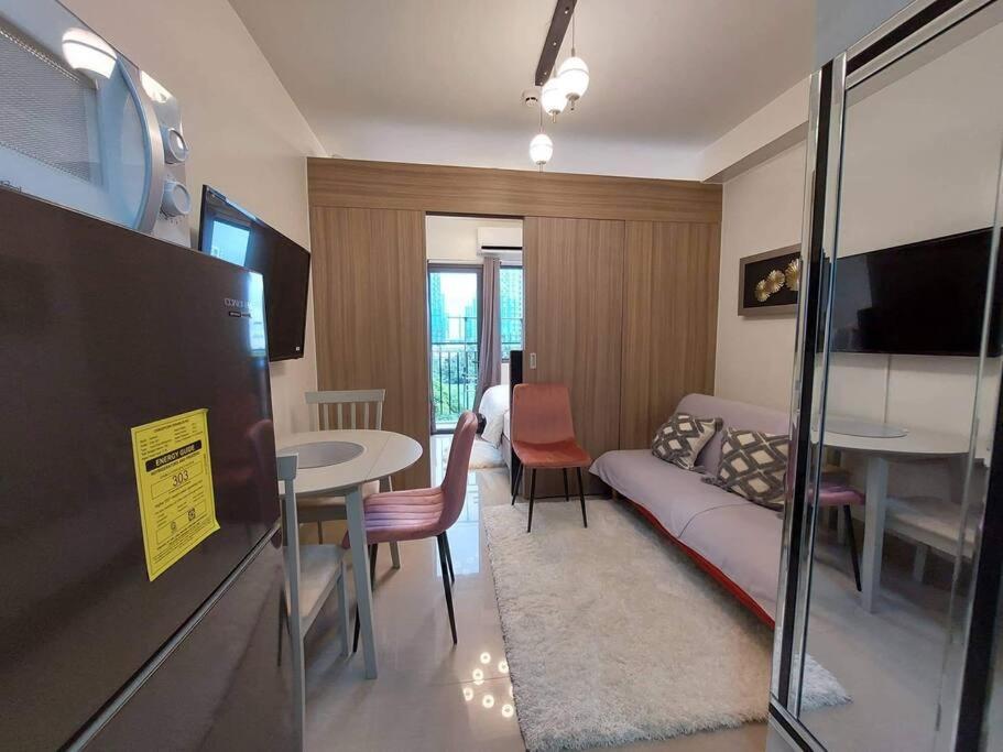 Shore 2 Tower 3 Unit 0537 Makati View Manila