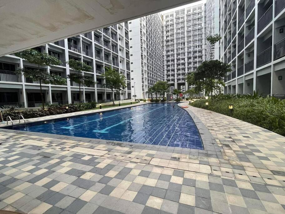 Apartment Shore 2 Tower 3 Unit 0537 Makati View *