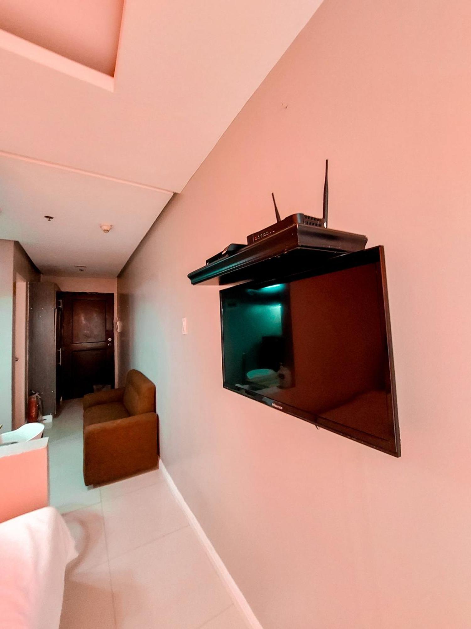 Budget Family W Free Pool Access In Apartment *