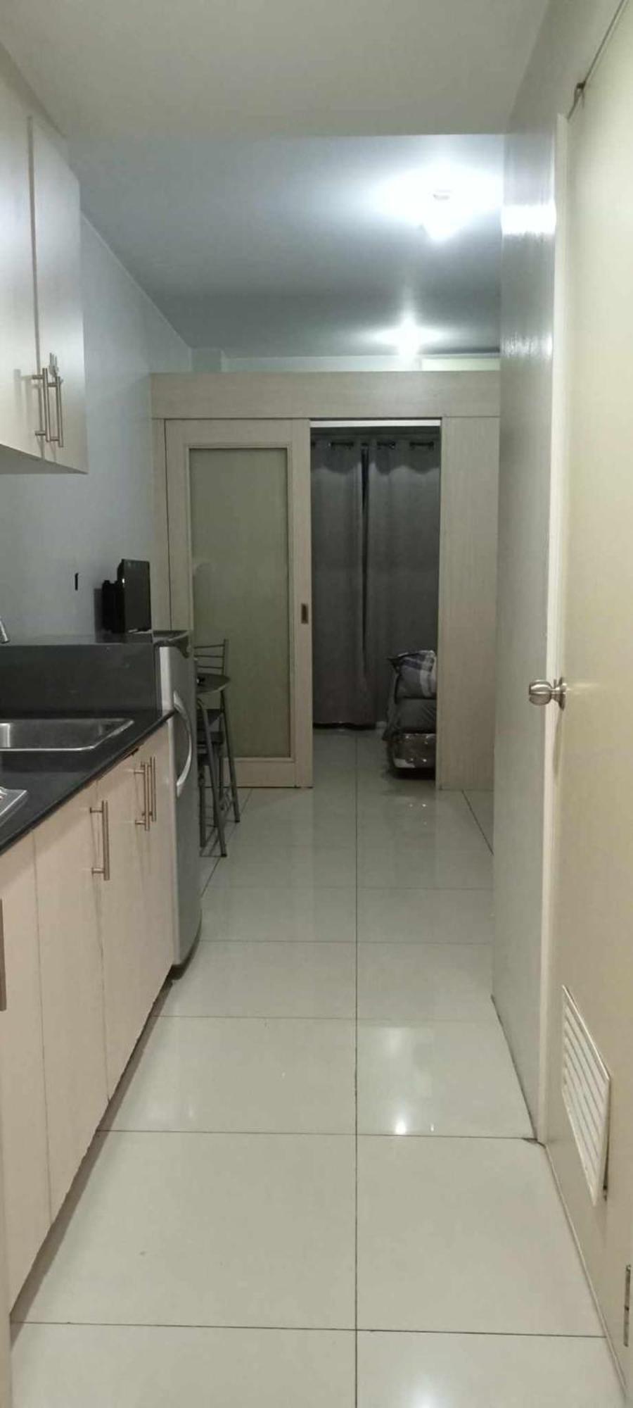 Anna's Place At Shell Residences Manila