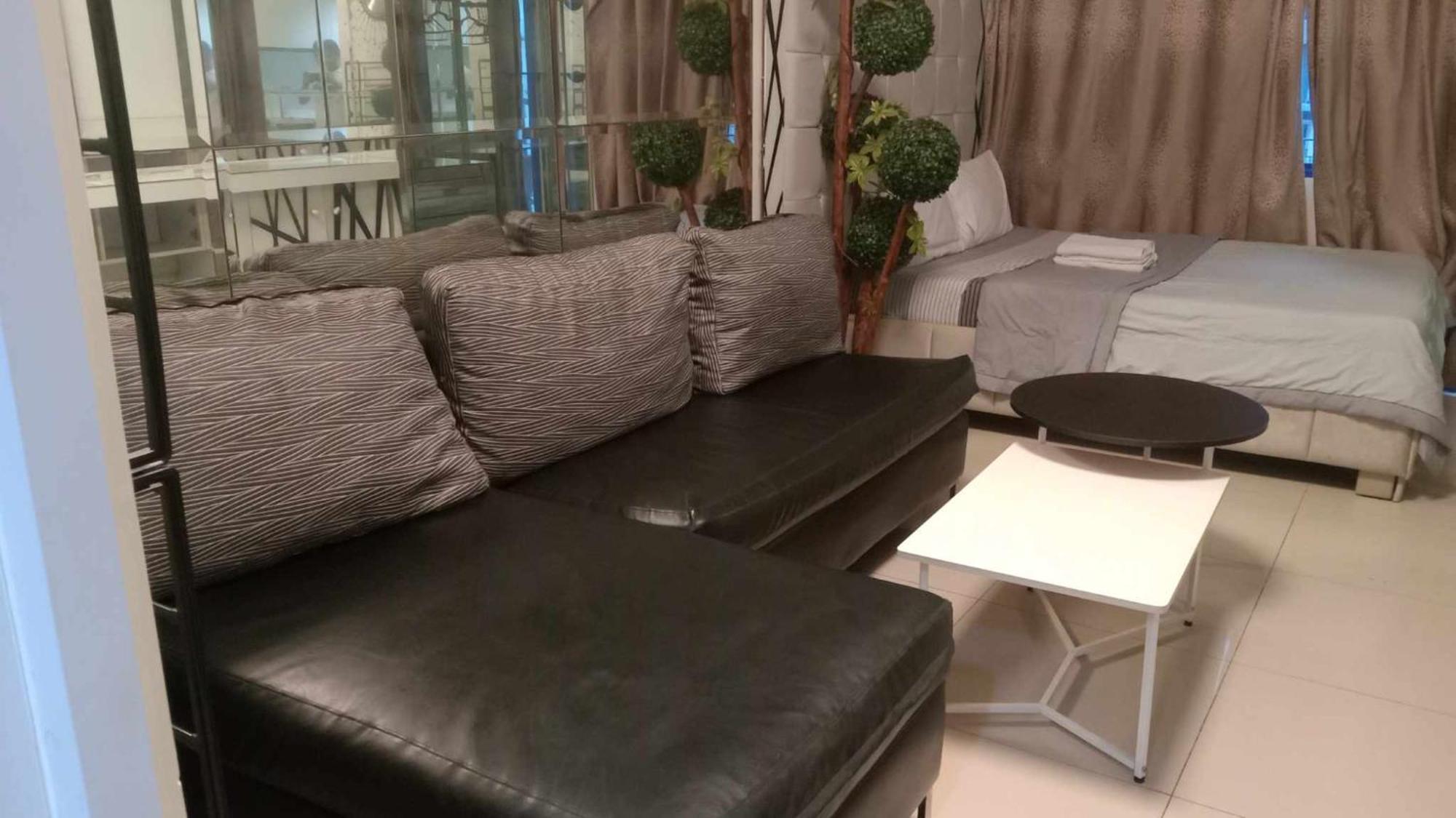 Anna's Place At Shell Residences *