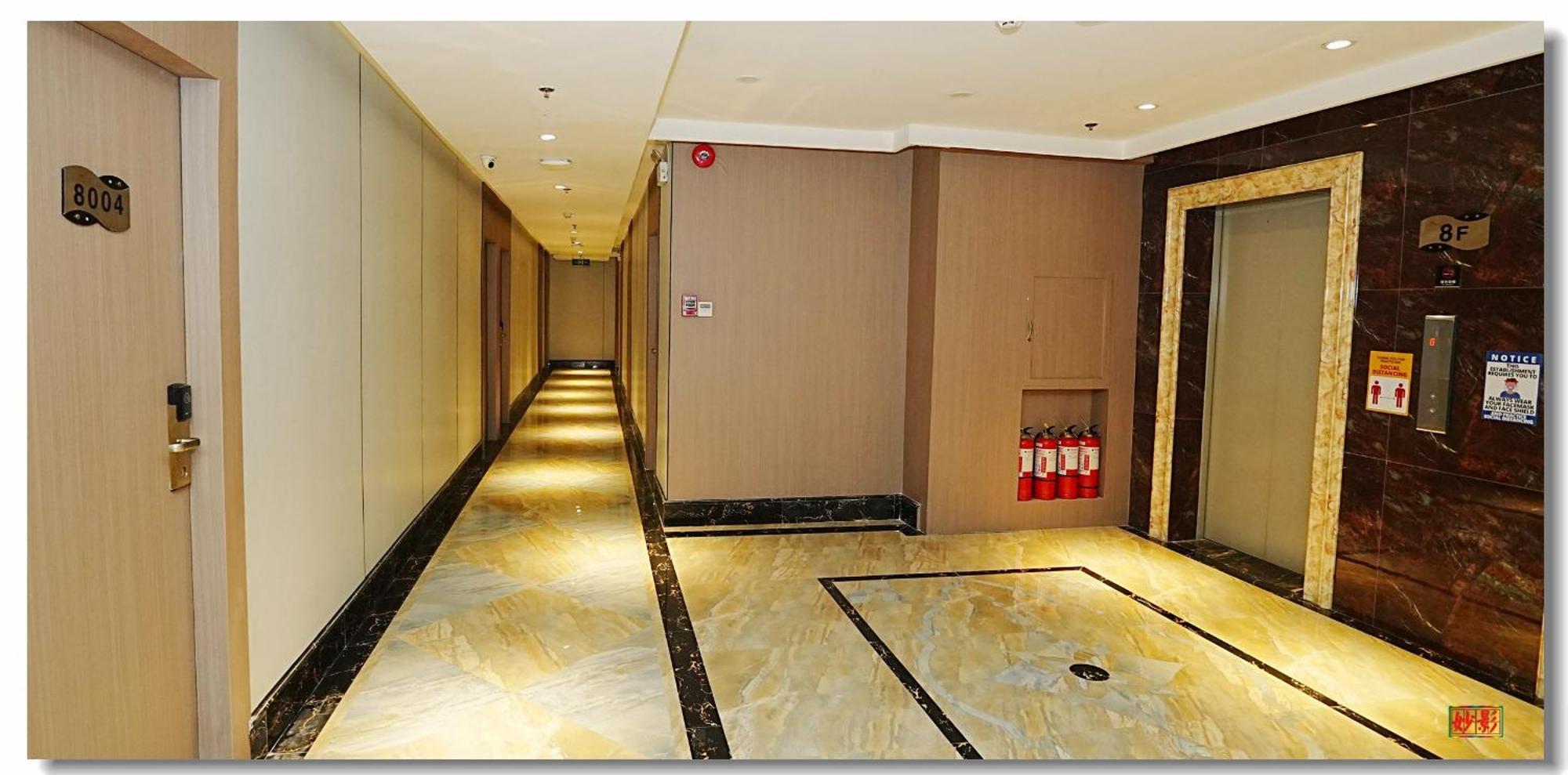 Pristine848 Hotel 2*