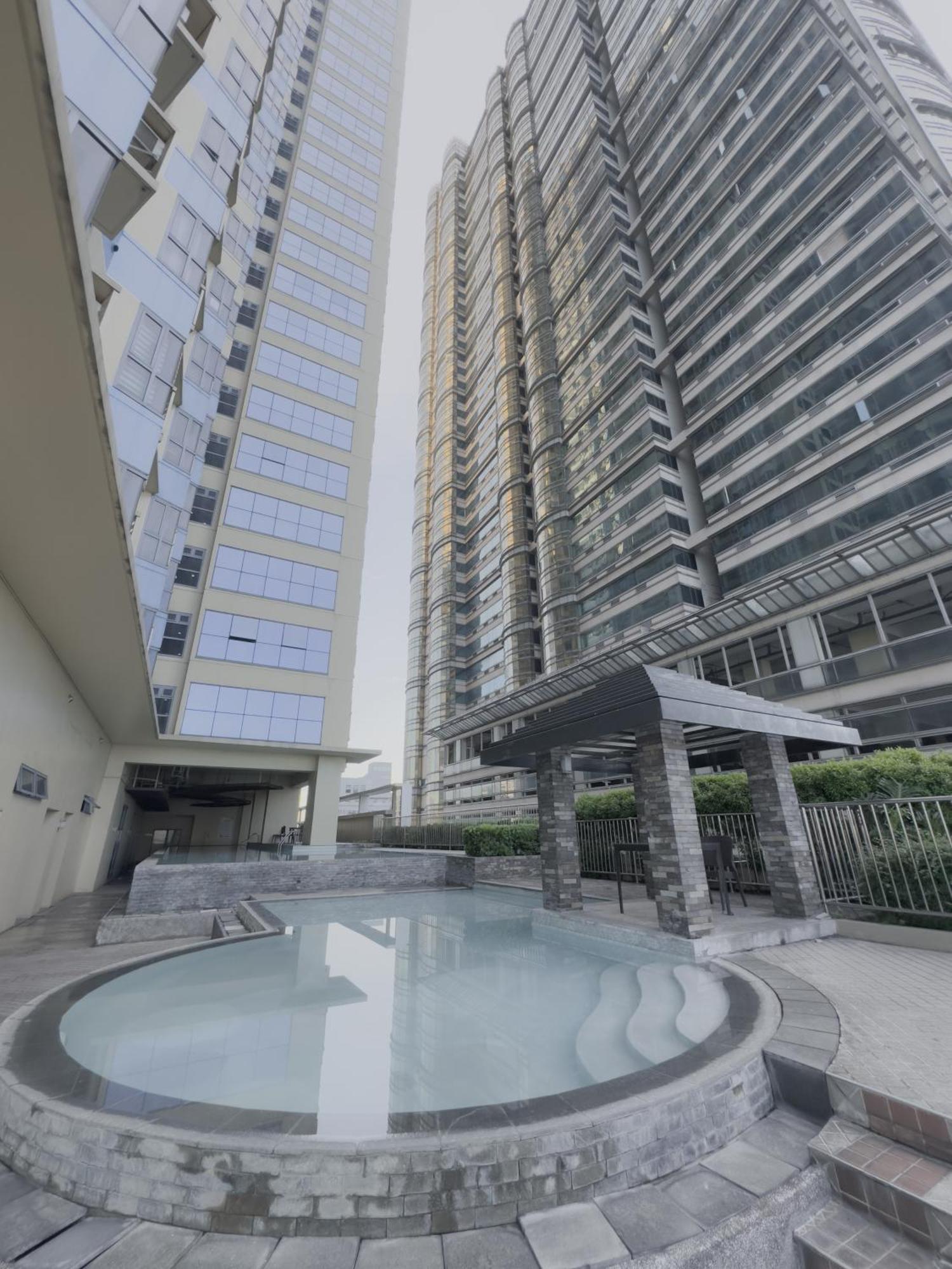 Aparthotel Snugglepod Condotel - Grand Riviera Suites, Us Embassy Manila, Roxas Blvd