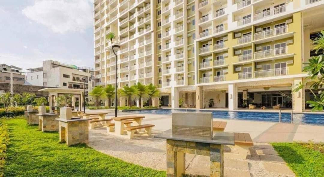 Apartment Traveler By Celandine Manila