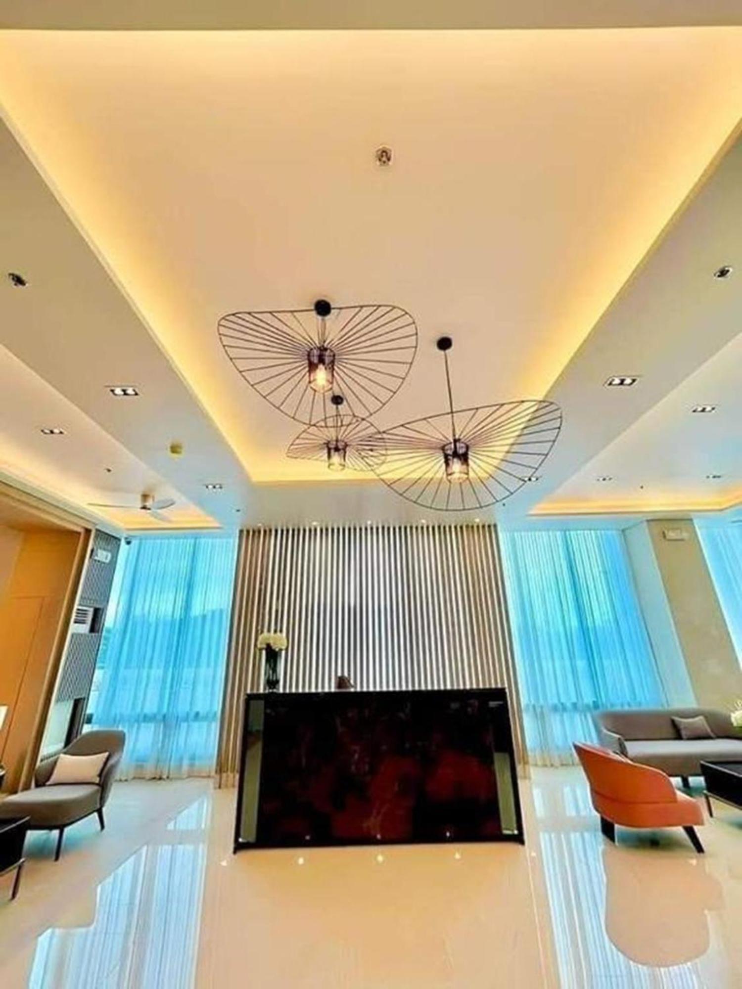 Bloom Residences 2br *