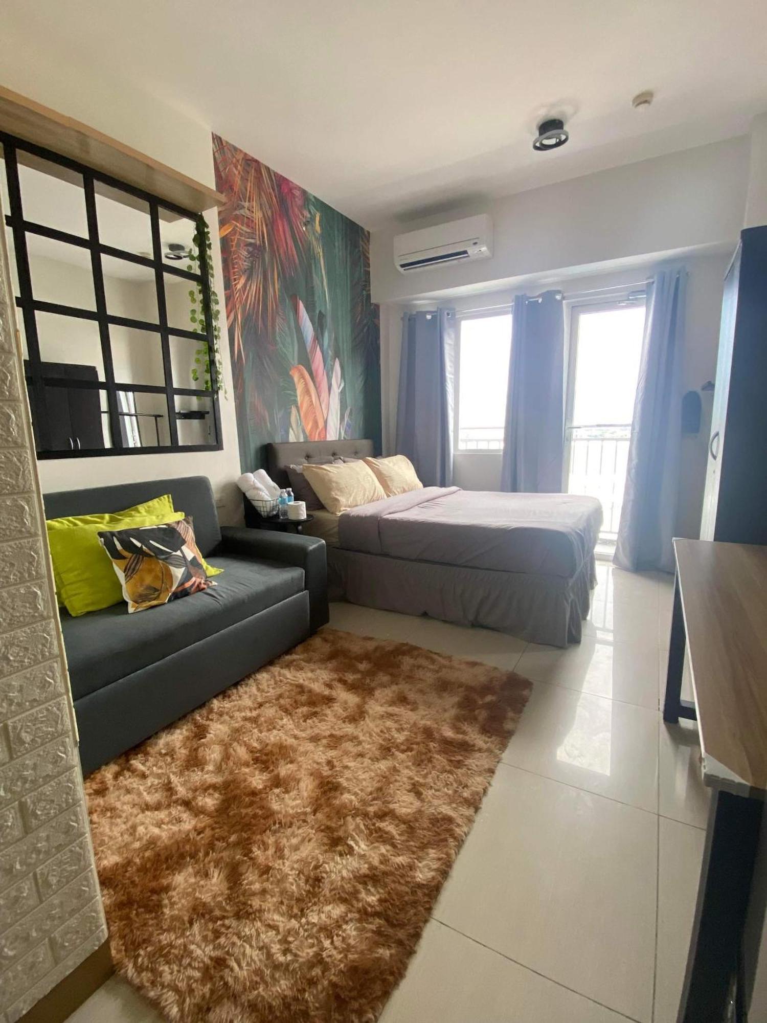 Comfy Unit With Wi-fi, Pinas City, Parking Rent Optional Apartment Manila