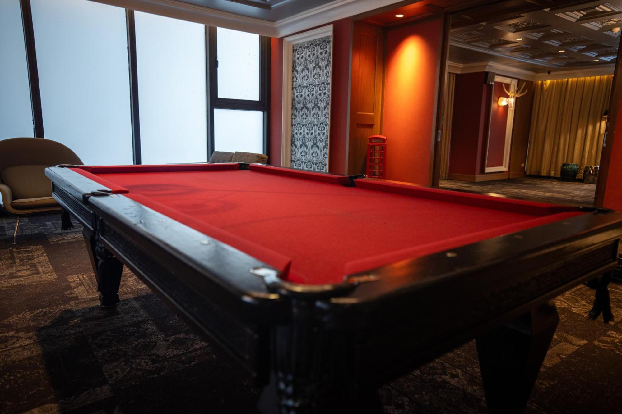 Studio With 200mbs Internet, Netflix & Great View Of Manila