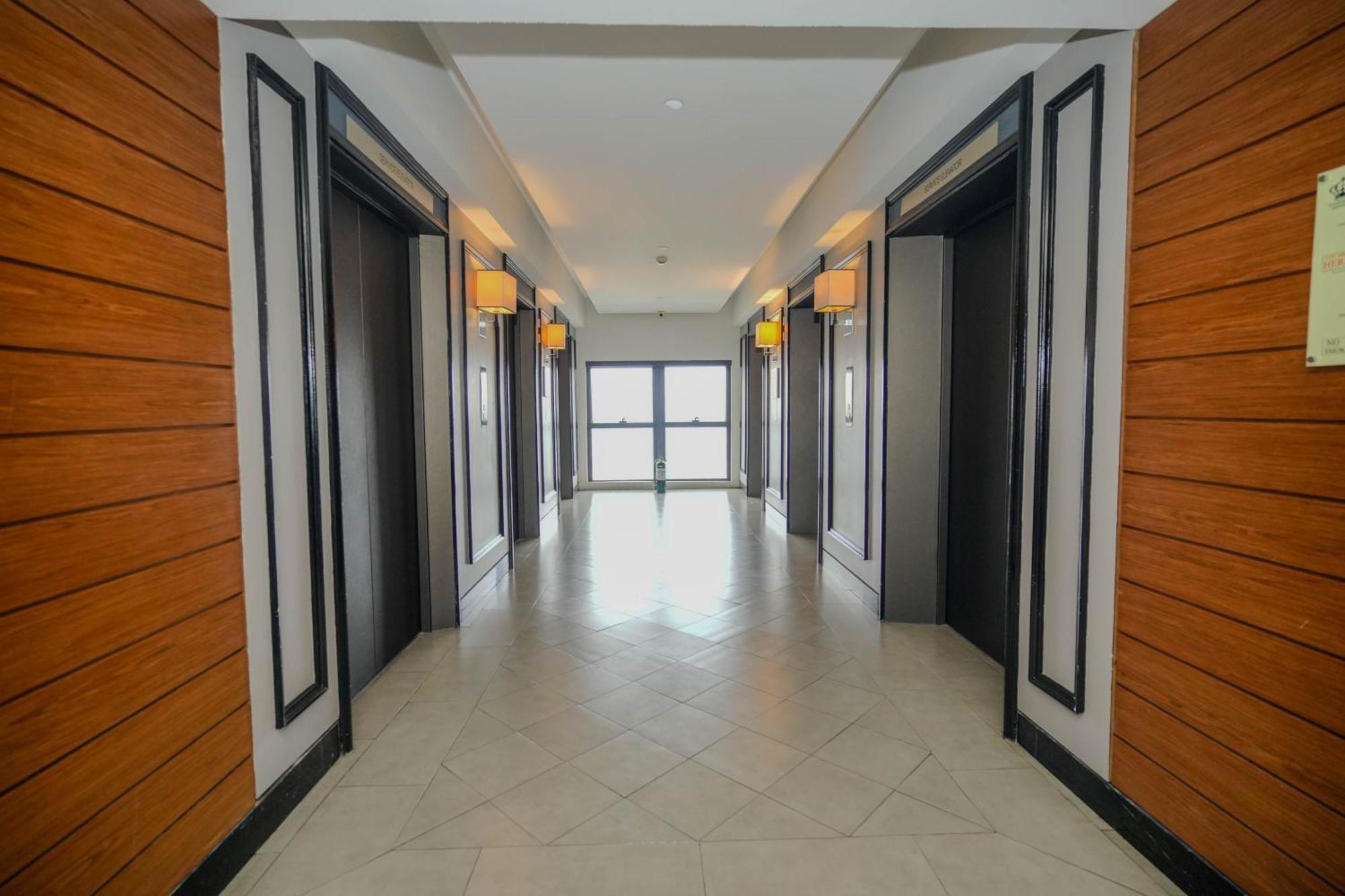 Apartment Studio With 200mbs Internet, Netflix & Great View Of
