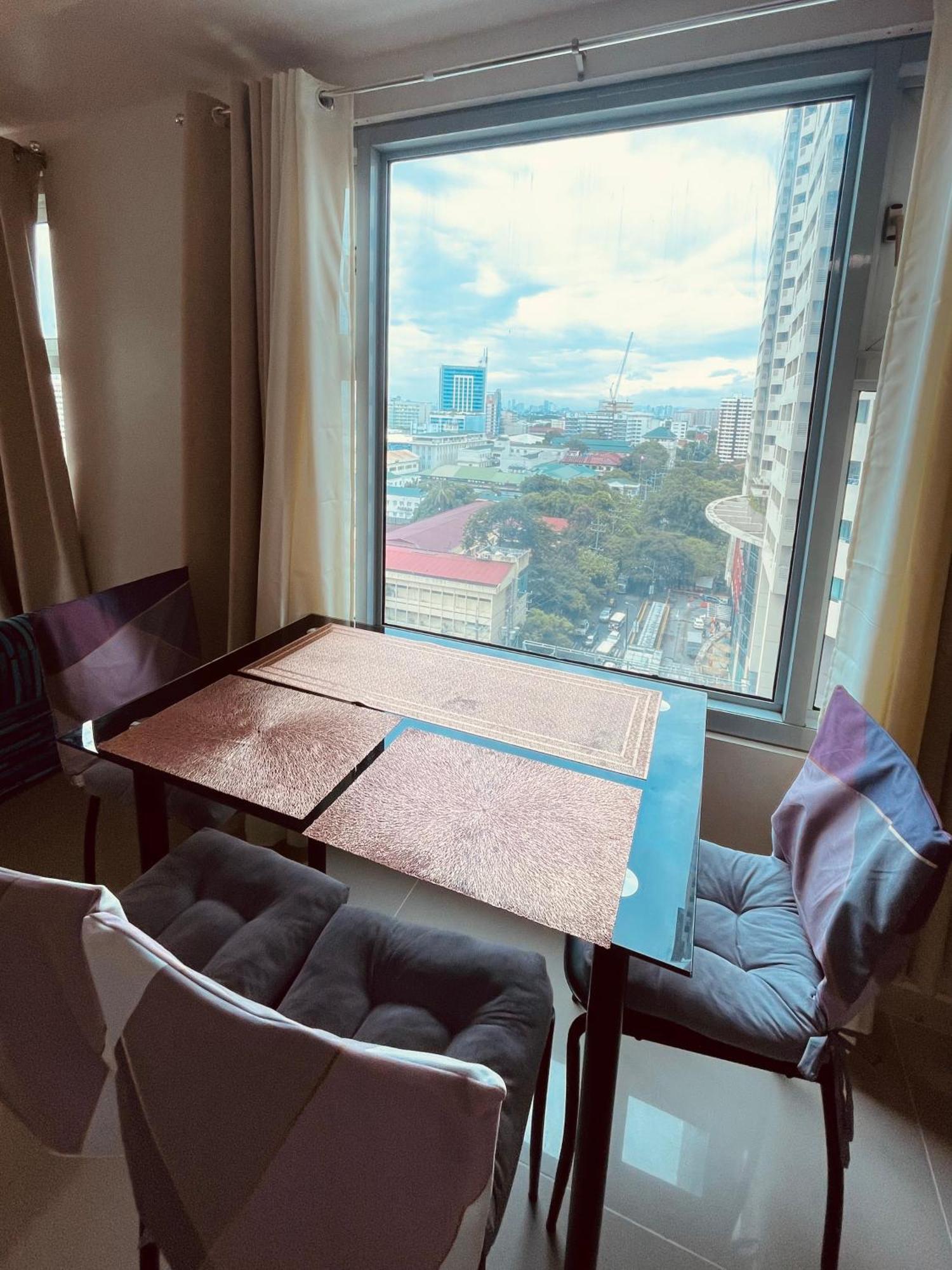 Aparthotel Spacious 1 Bedroom Near Us Embassy And St Lukes Medical Clinic Manila