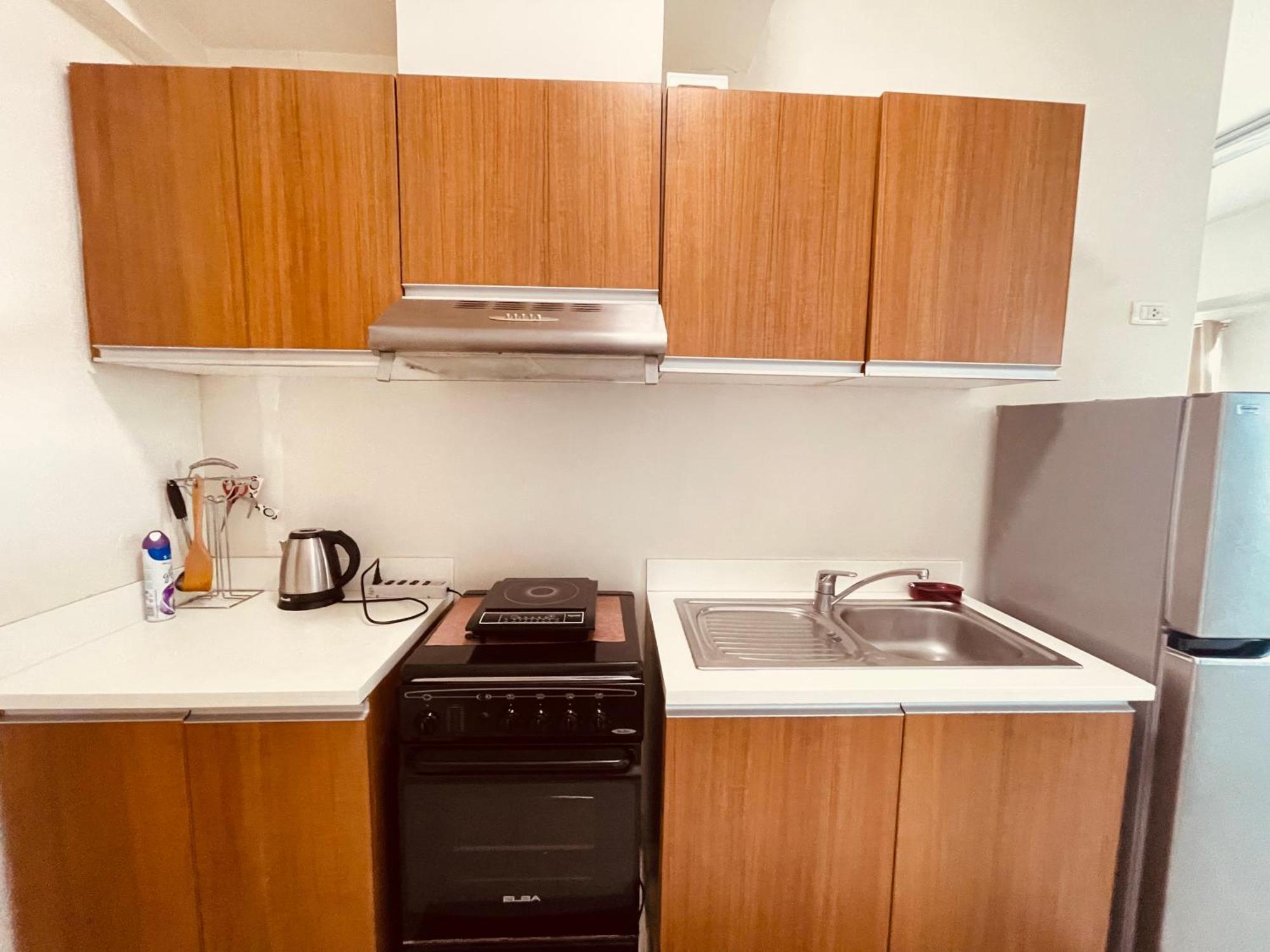 Spacious 1 Bedroom Near Us Embassy And St Lukes Medical Clinic Manila